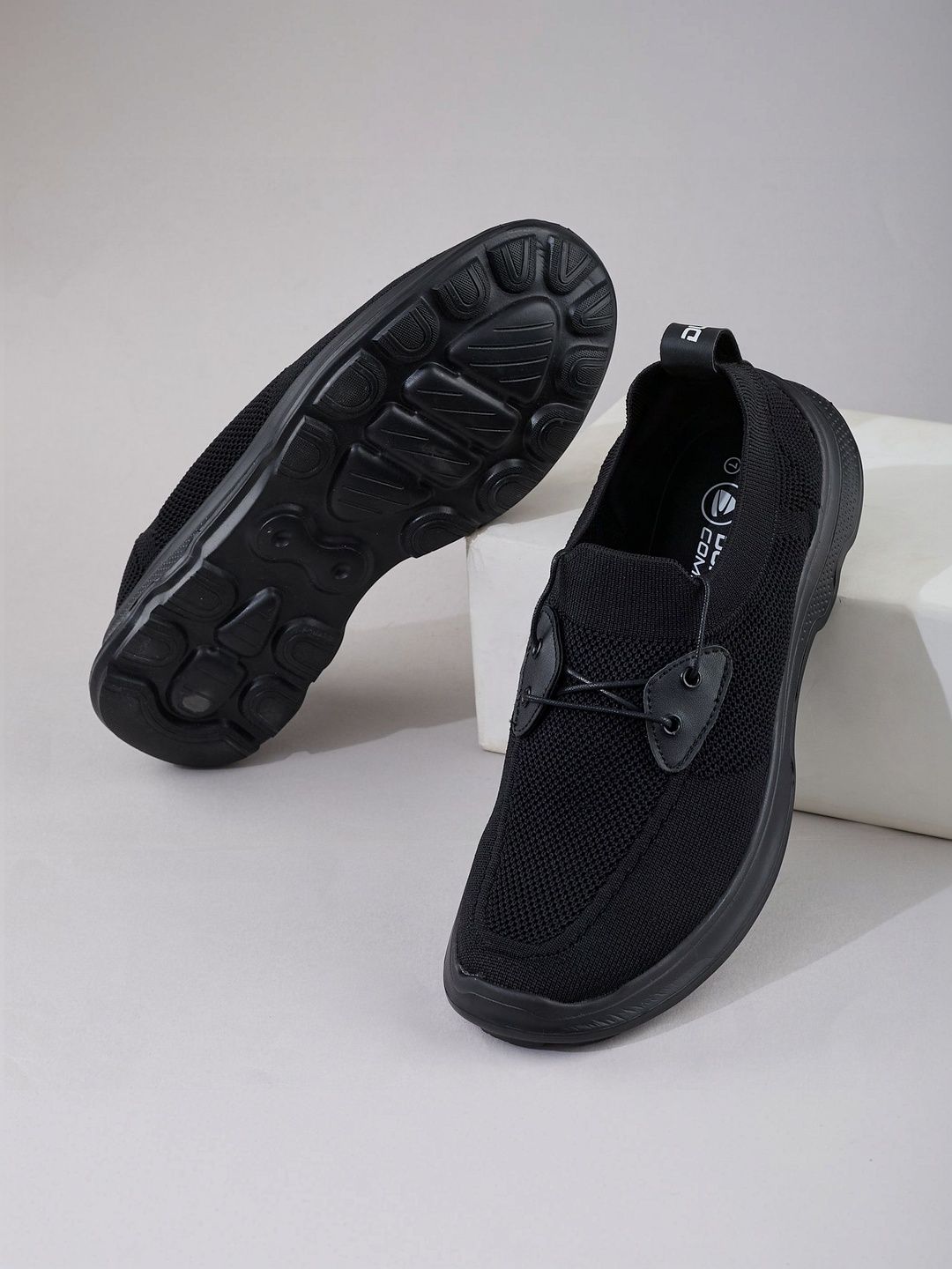 Duke Men Textile Walking Shoes