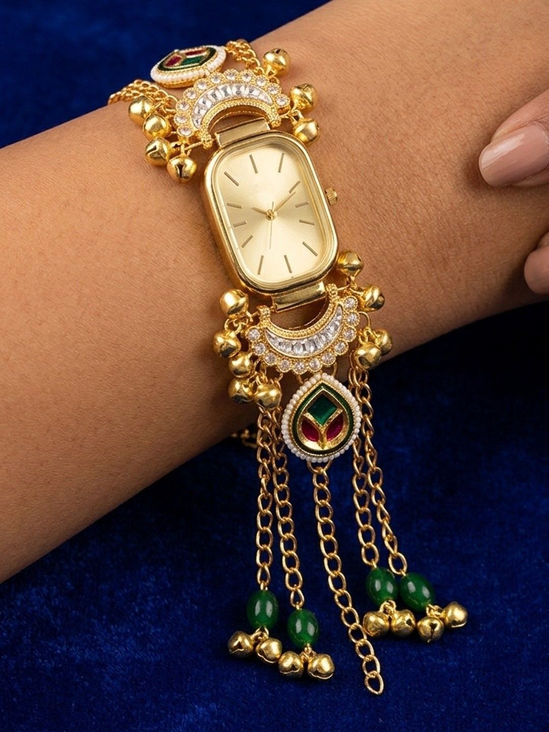 WATCHSTAR Women Dial & Stainless Steel Bracelet Style Straps Analogue Watch HB kashmiriJN