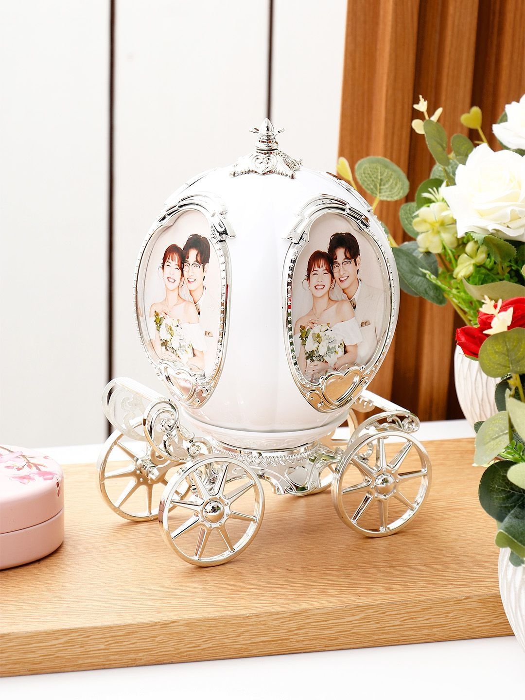 Archies Archies Multicoloured 2 to 4 Pieces Metal Table Photo Frames