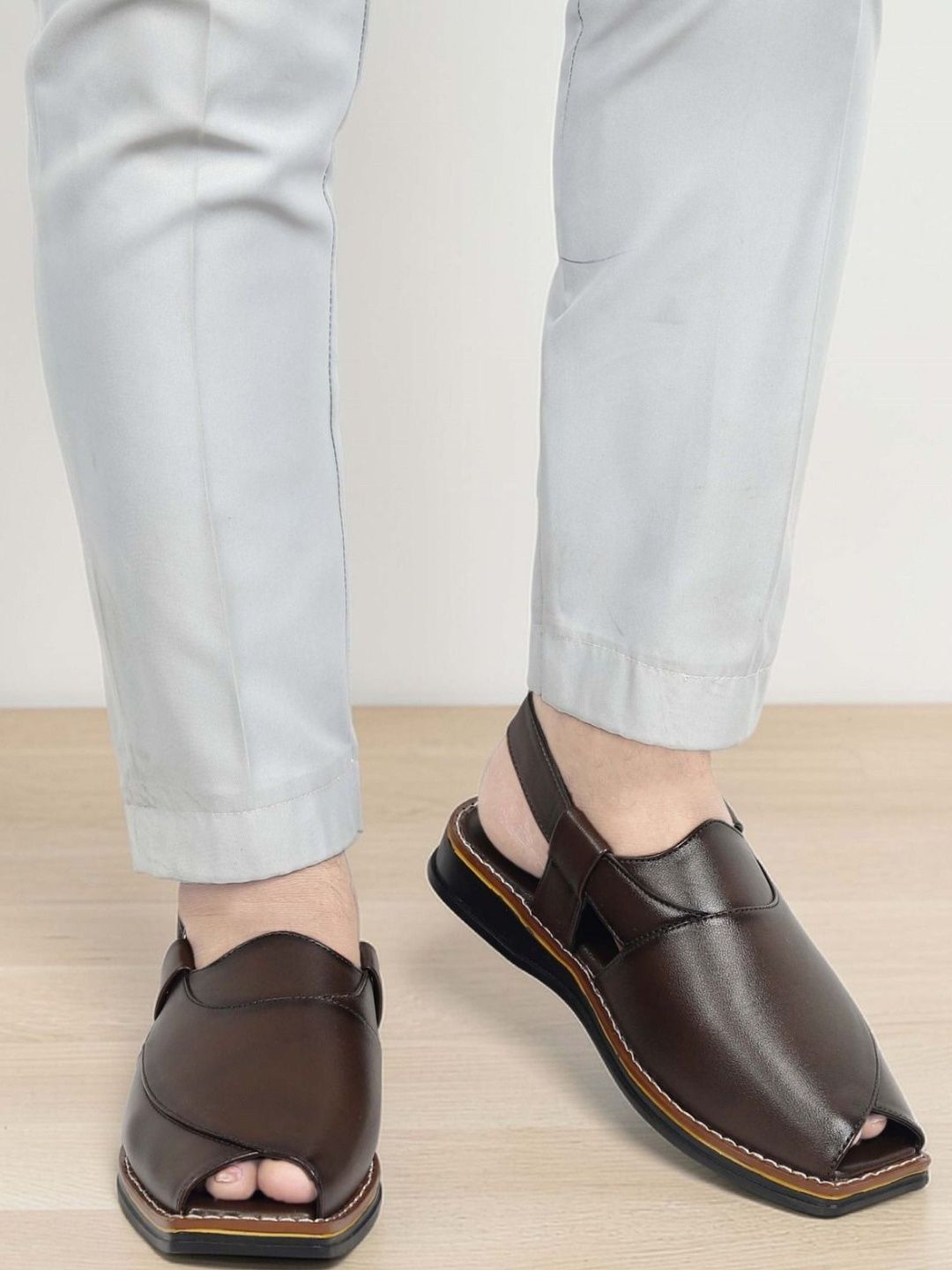 Jactooz Men Shoe-Style Sandals