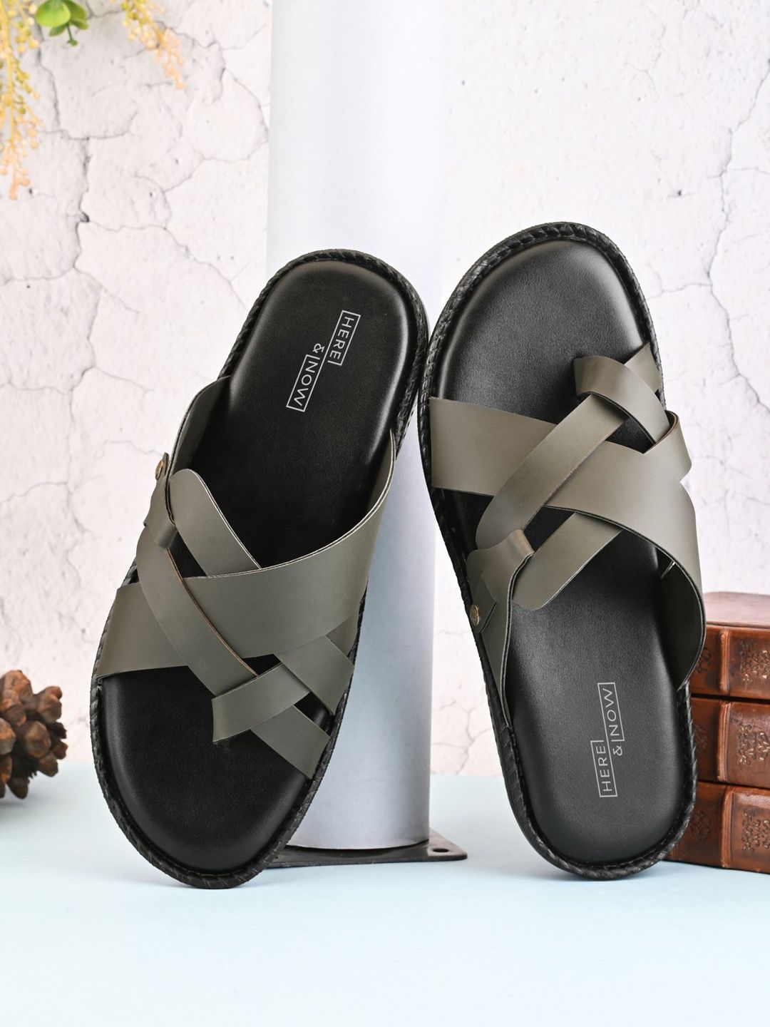 HERE&NOW Men Shoe-Style Sandals