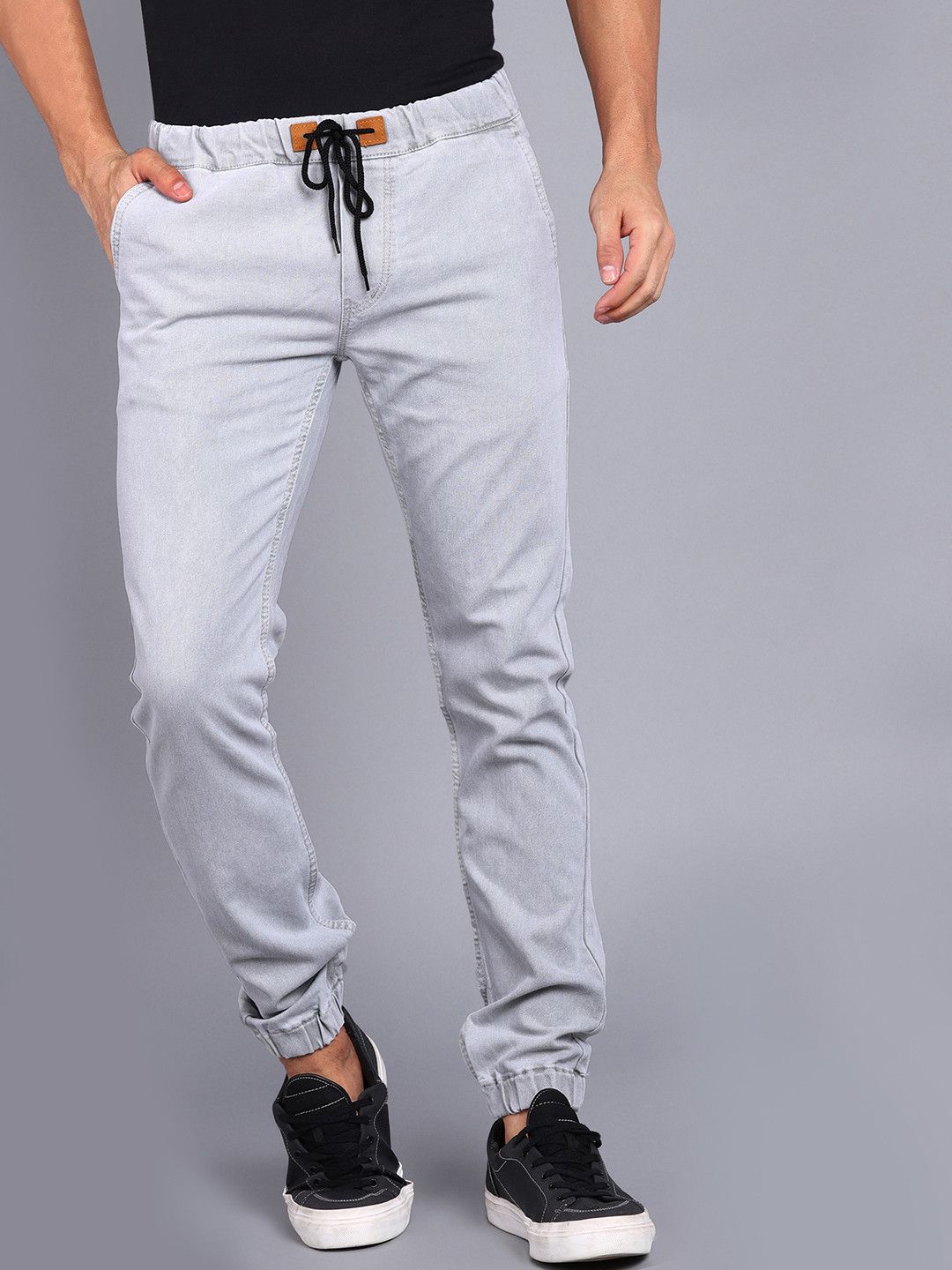Urbano Fashion Men Grey Slim Fit Mid-Rise Clean Look Stretchable Jeans