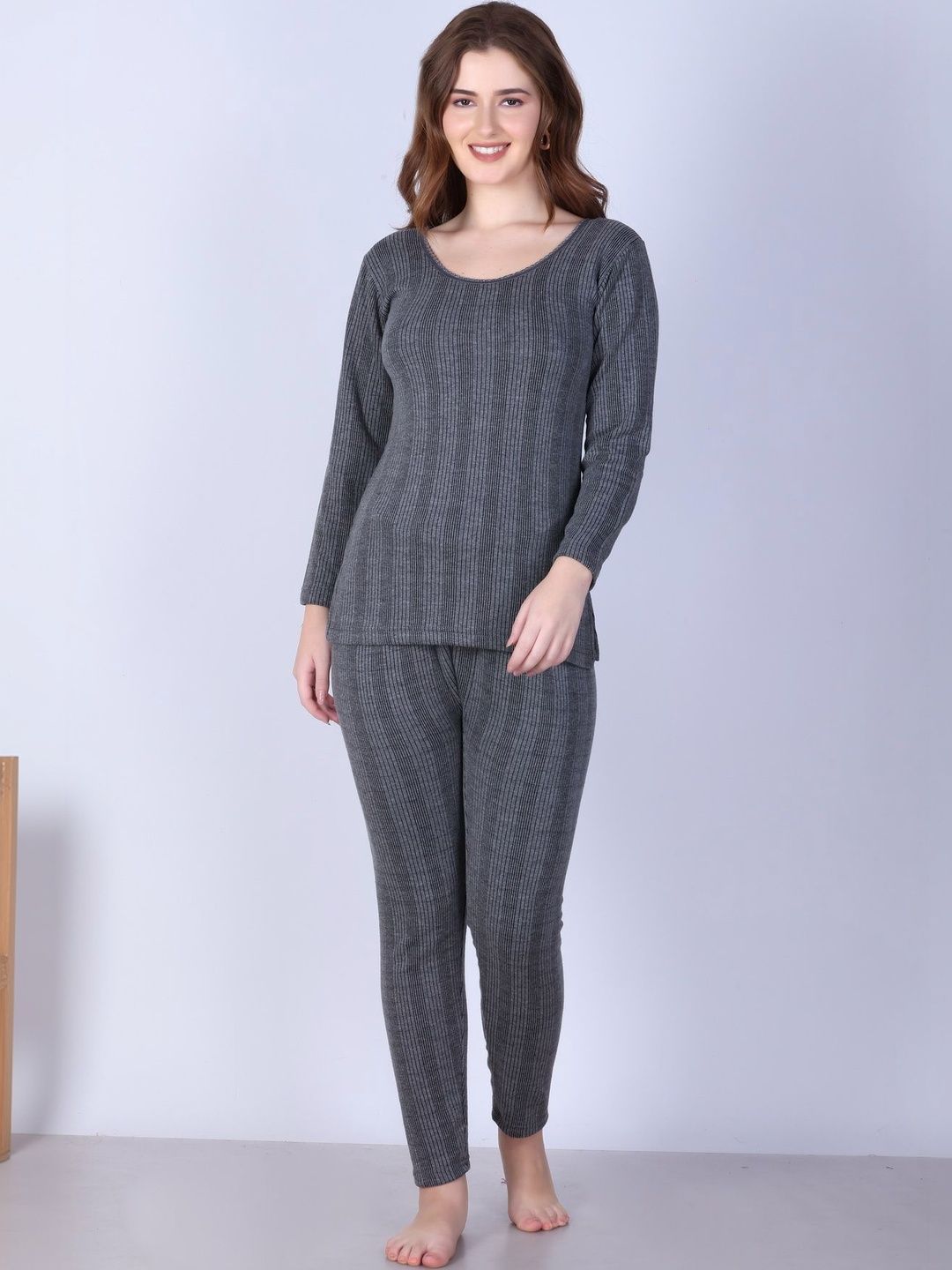 HIMYUG Round Neck Thermal Set