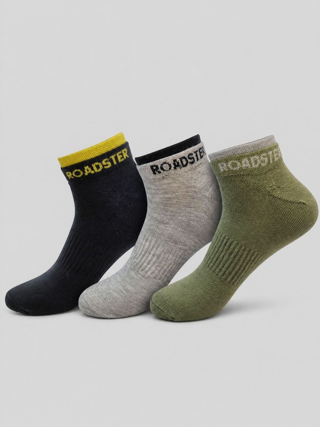 Roadster Men Pack of 3 Cotton Blend Ankle Length Socks