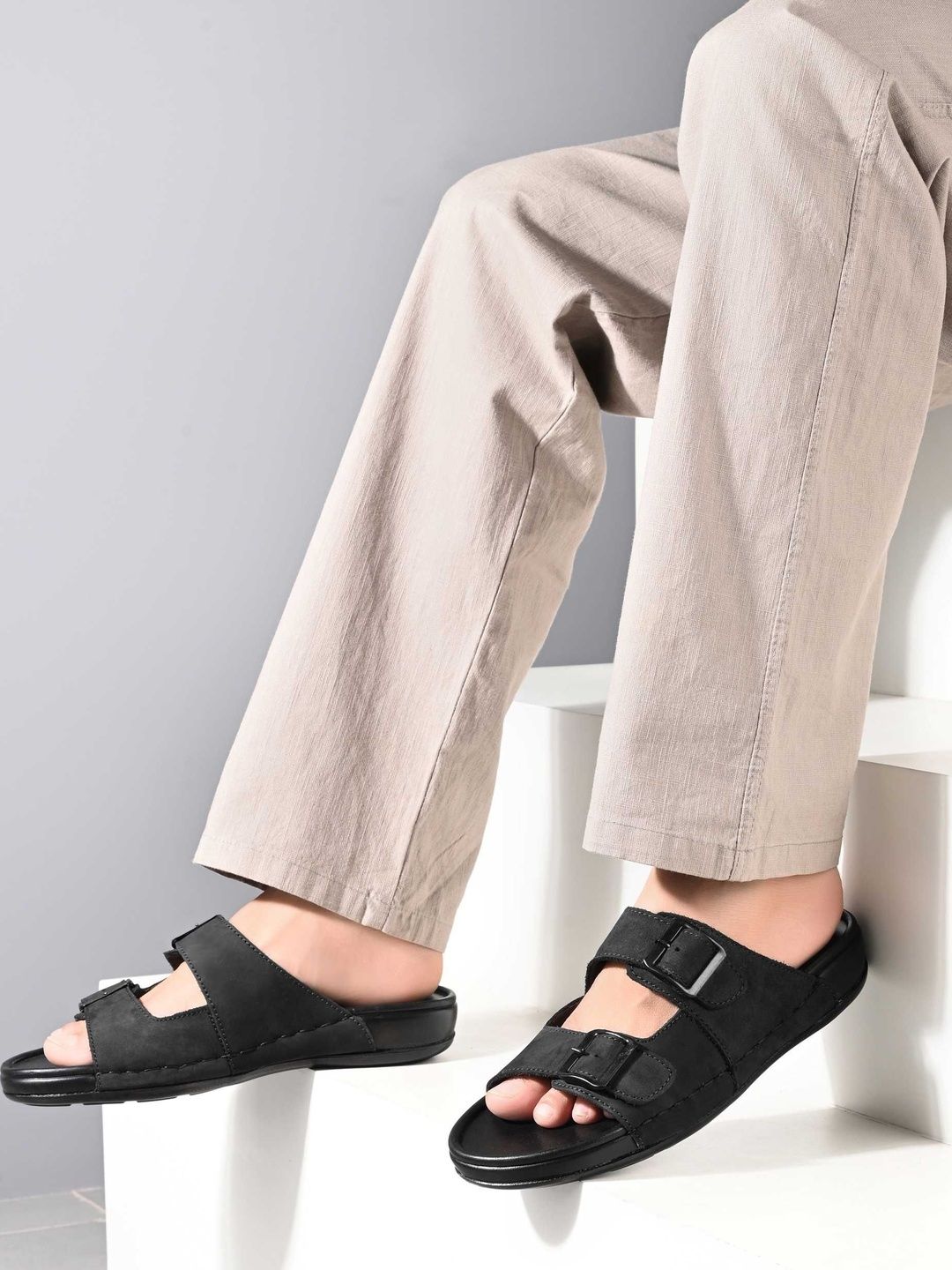 Roadster Men Leather Comfort Sandals