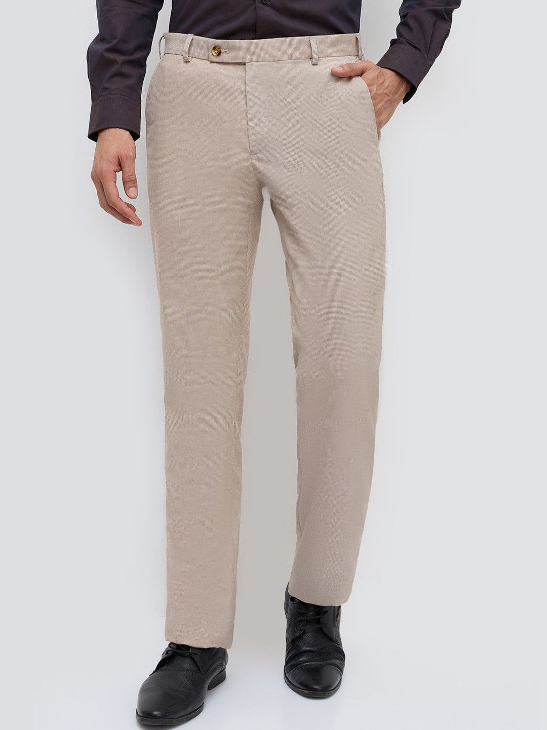 Park Avenue Men Textured Slim Fit Trousers