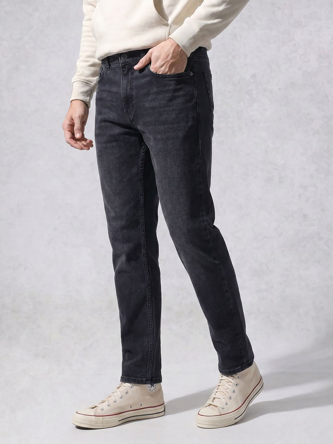 WROGN Men Straight Fit Jeans