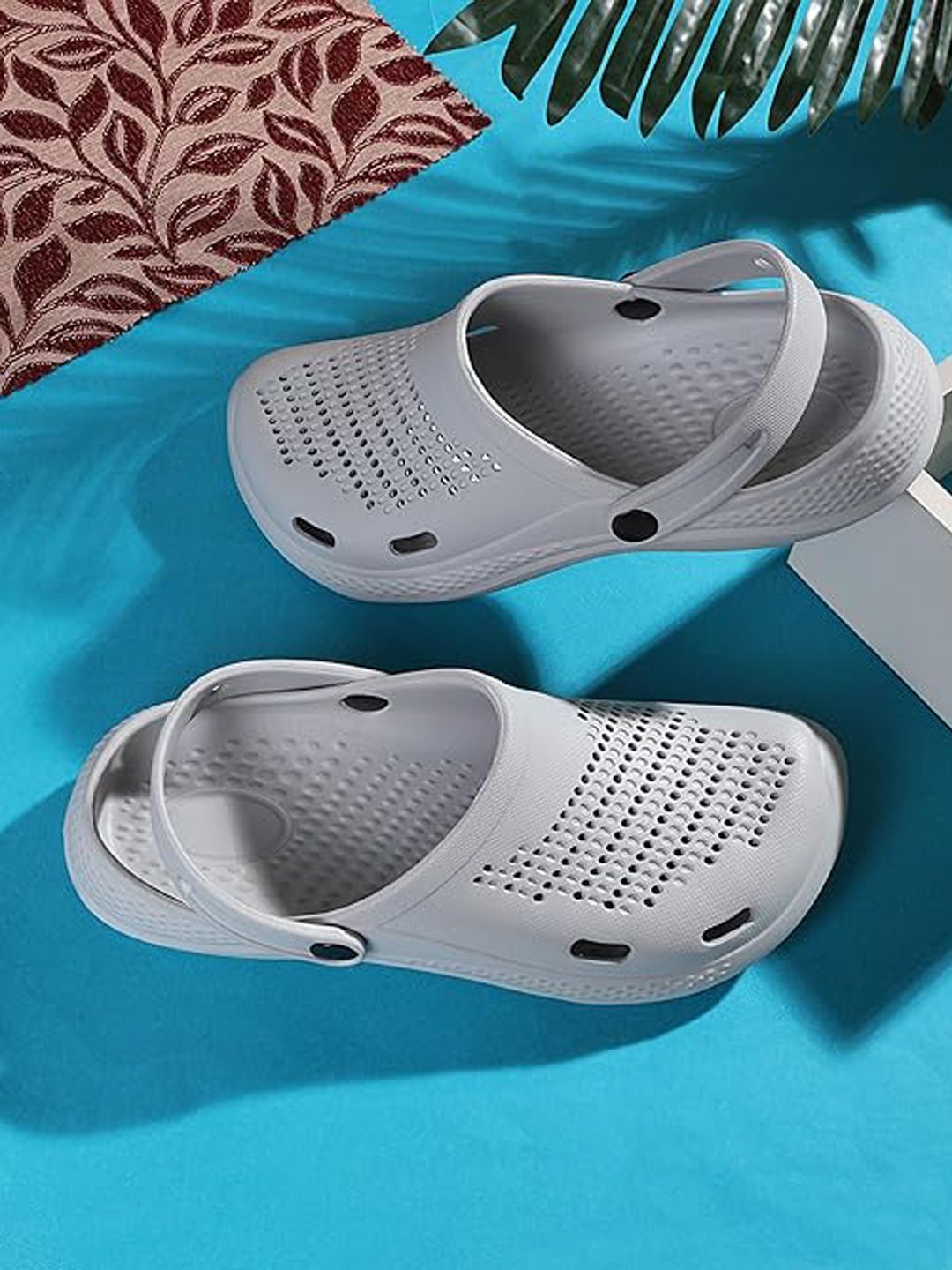 ELEVATE STEPS Men Clogs