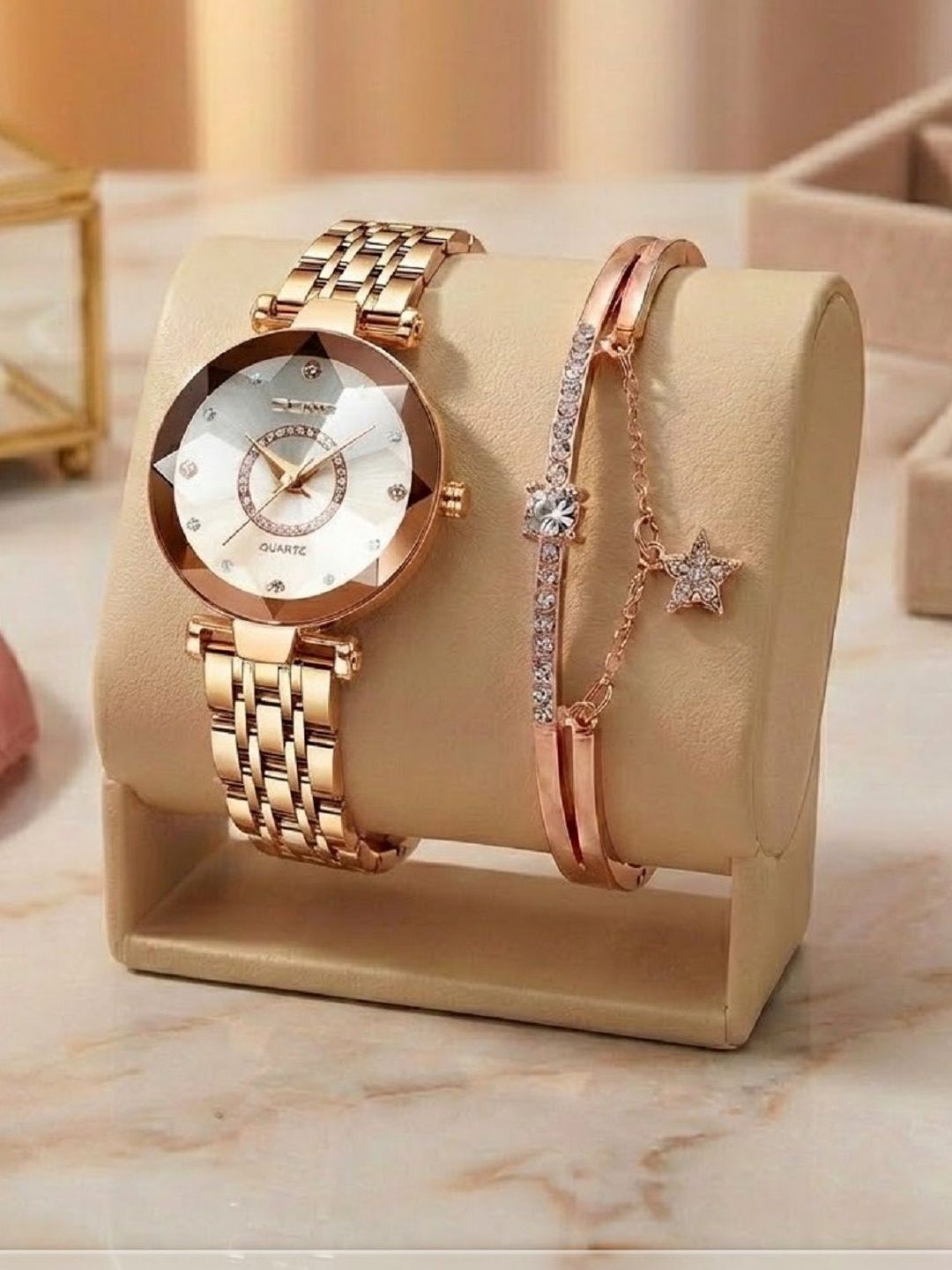 WATCHSTAR Women Dial & Stainless Steel Bracelet Style Straps Analogue Watch