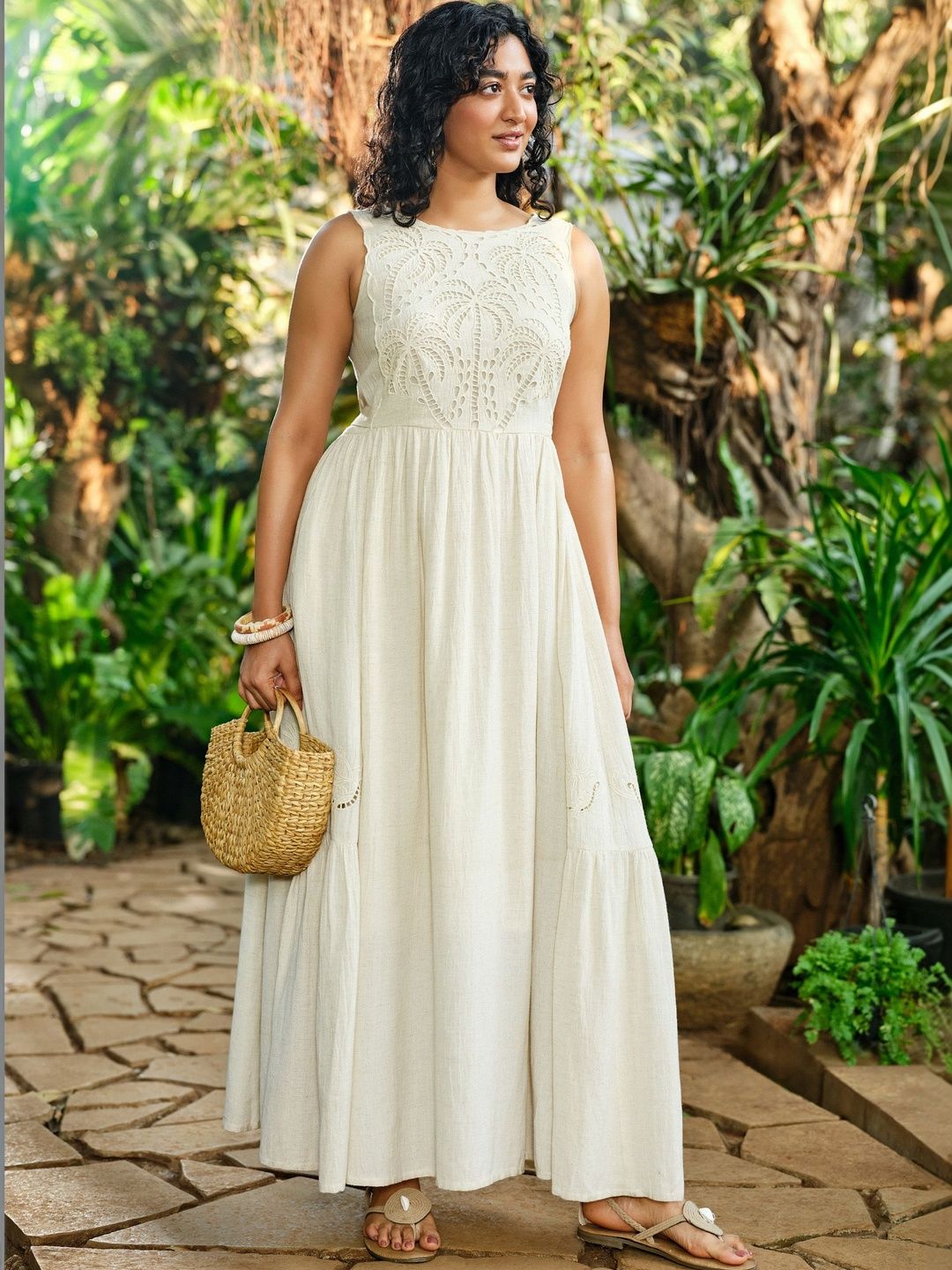global desi white maxi dress Buy White Magnolia Maxi Dress Online In India at Global Desi S26R81MX_OFF_WHITE