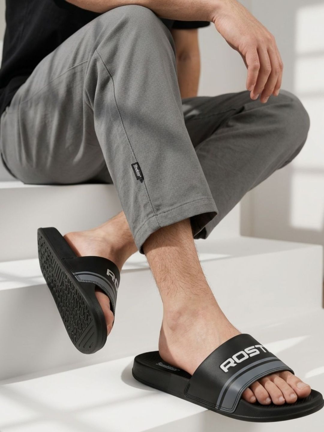 The Roadster Lifestyle Co Men Printed Casual Slip-On Sliders
