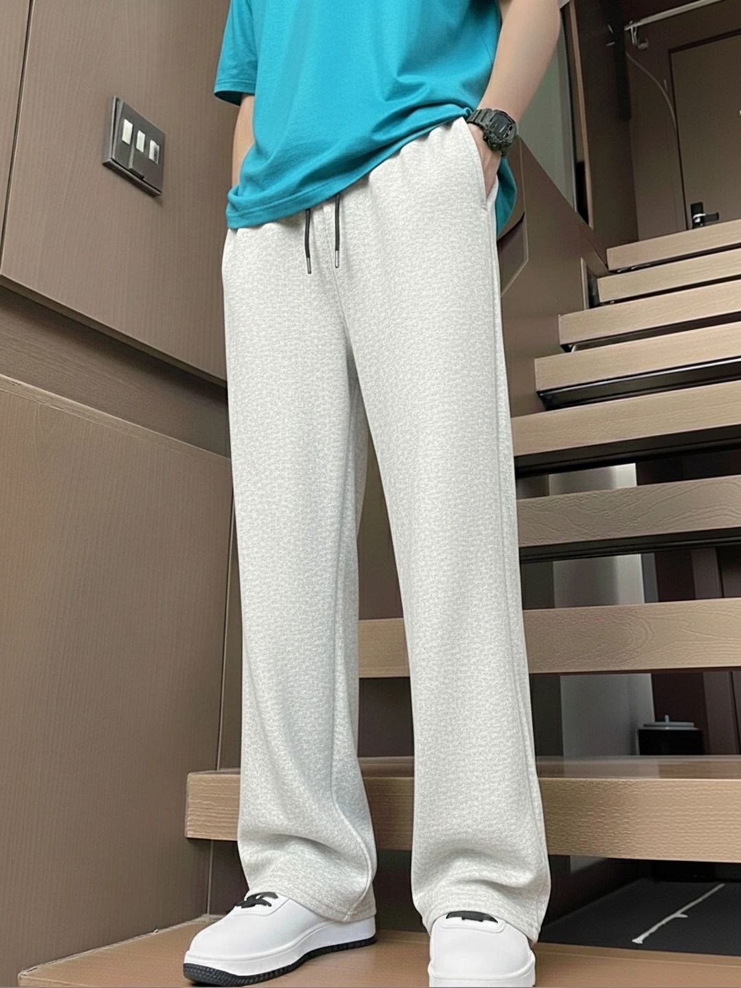 Klowvila Fashion Men Loose Fit High-Rise Trousers
