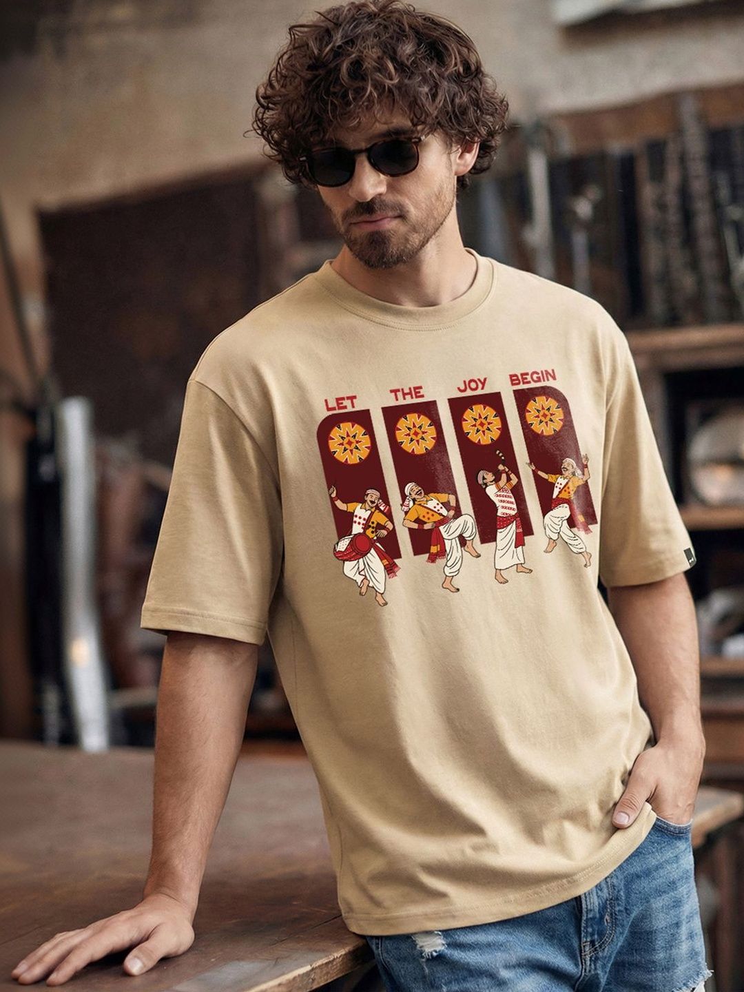 Bewakoof Men Printed Drop-Shoulder Sleeves T-shirt