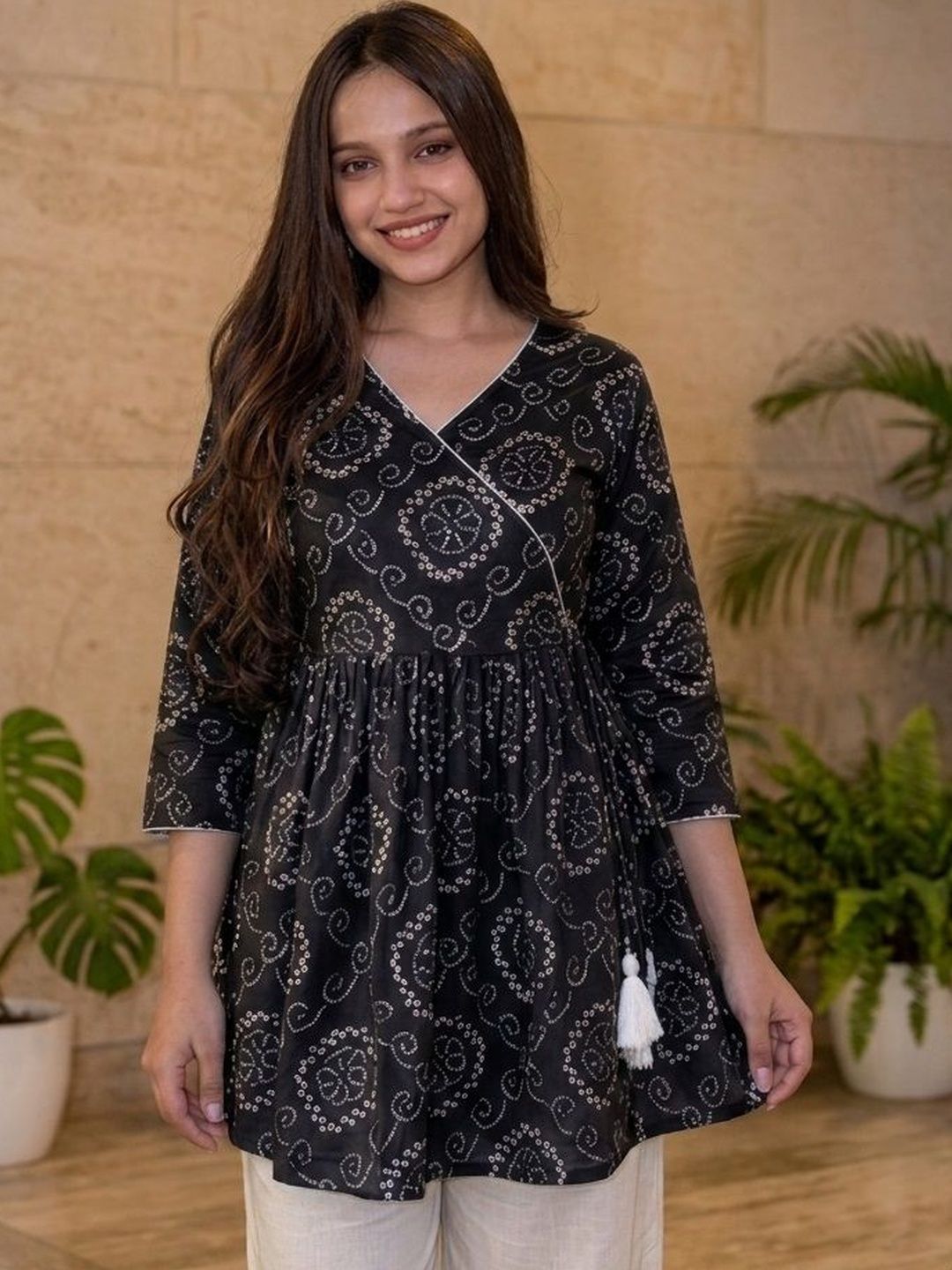 Vastrakaya Ethnic Motifs Printed V-Neck Pure Cotton Blend Angrakha Kurti
