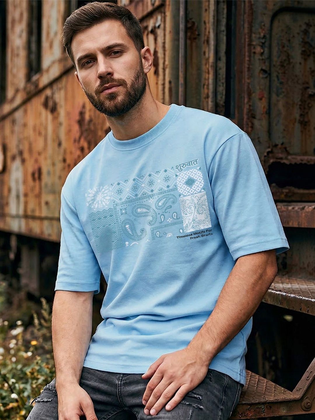 Bewakoof Men Printed Drop-Shoulder Sleeves T-shirt