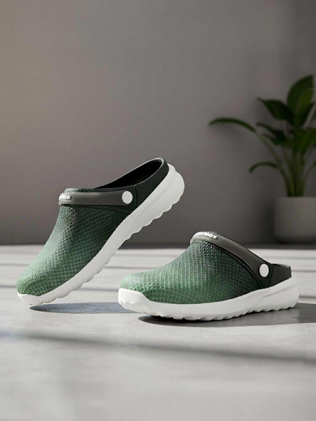 KazarMax Men Green Mesh Comfort Fit Lightweight Clogs Sandal with Backstrap
