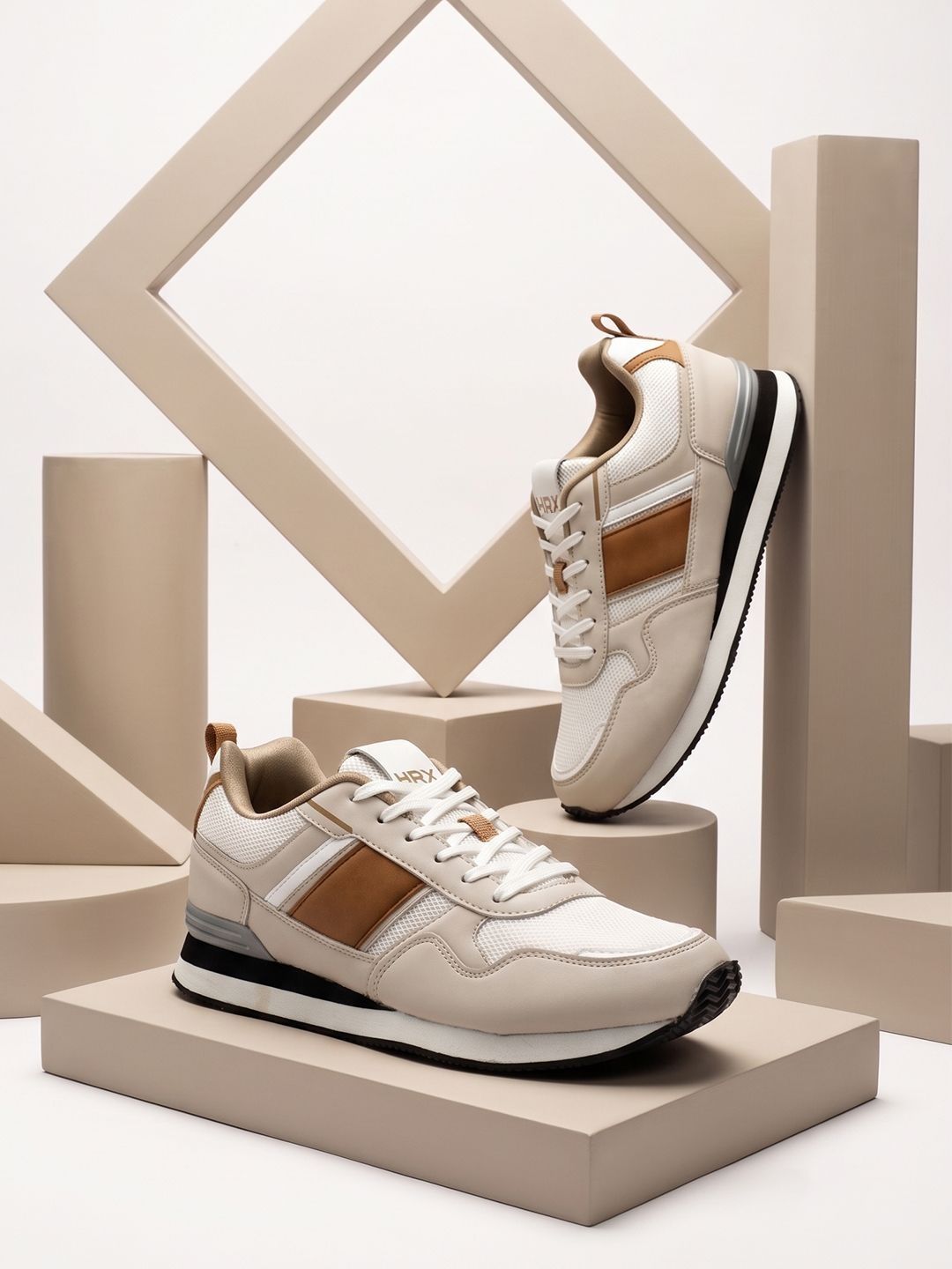 HRX by Hrithik Roshan Men Colourblocked Sneakers