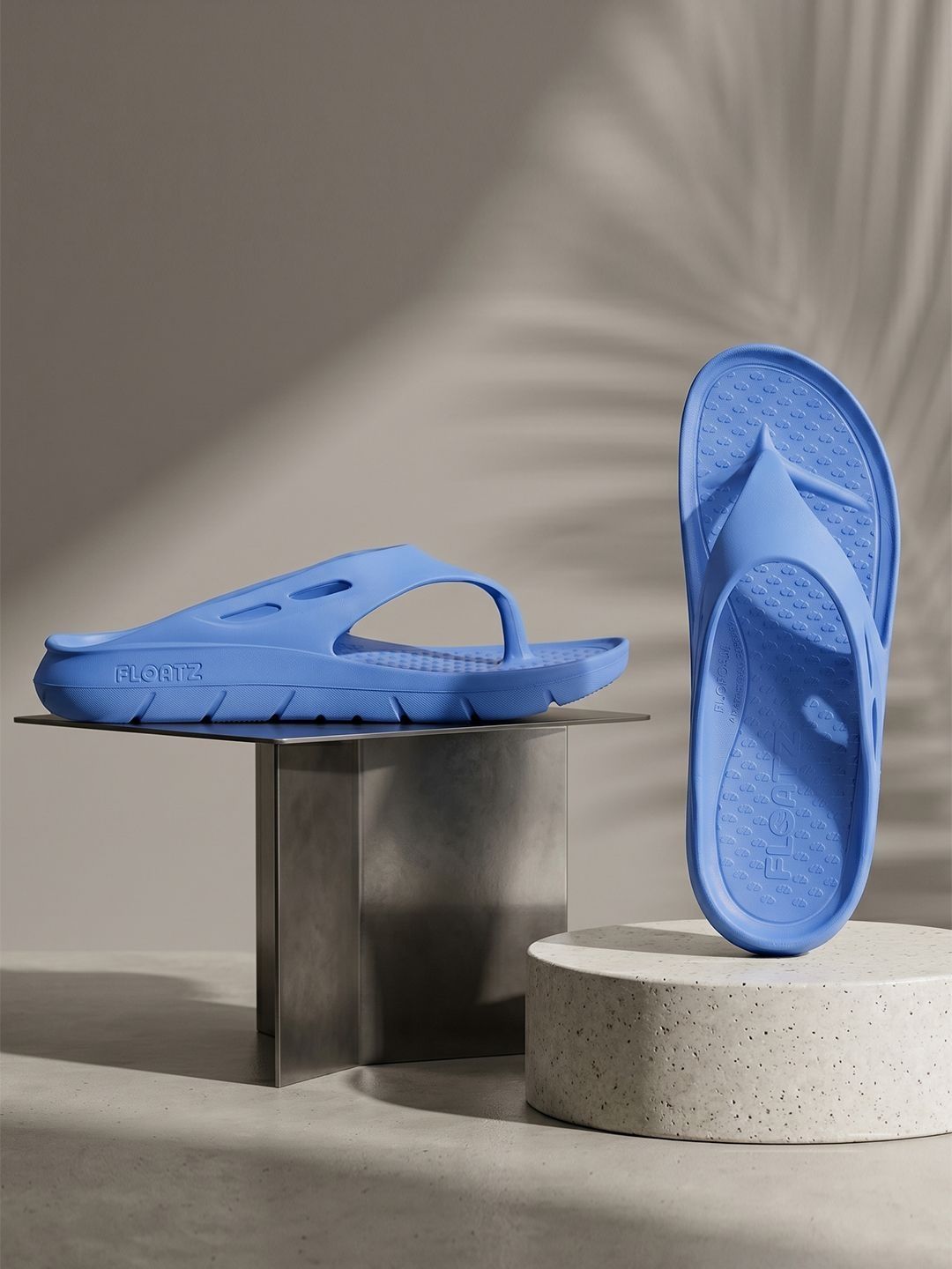 Floatz by Bata Men Lightweight Flip-Flops