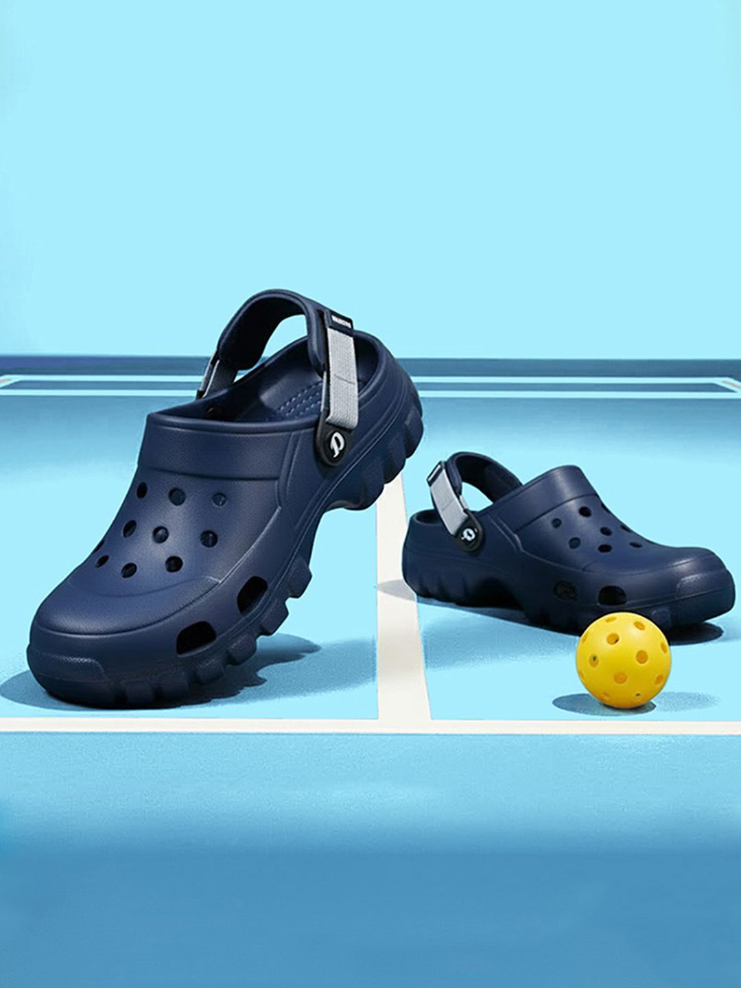 DOCTOR EXTRA SOFT Men Clog Flip-Flops