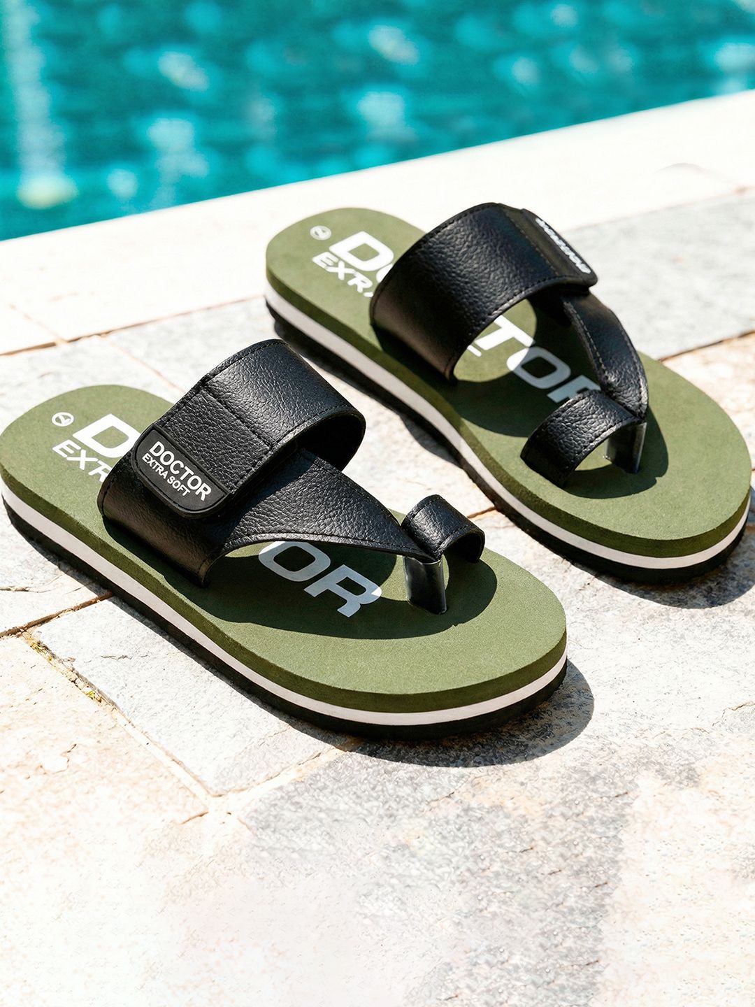 DOCTOR EXTRA SOFT Men Printed Orthopedic Diabetic Thong Flip-Flops