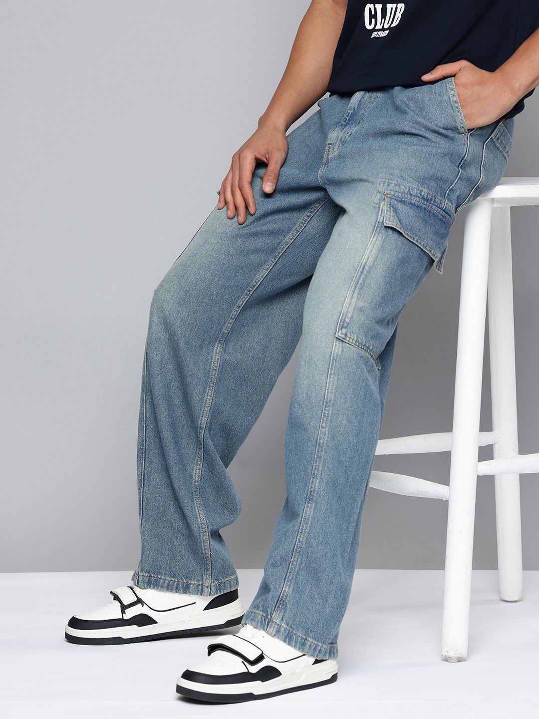 Levis Levis Men 578 Loose Fit Mid-Rise Pure Cotton Light Fade Jeans