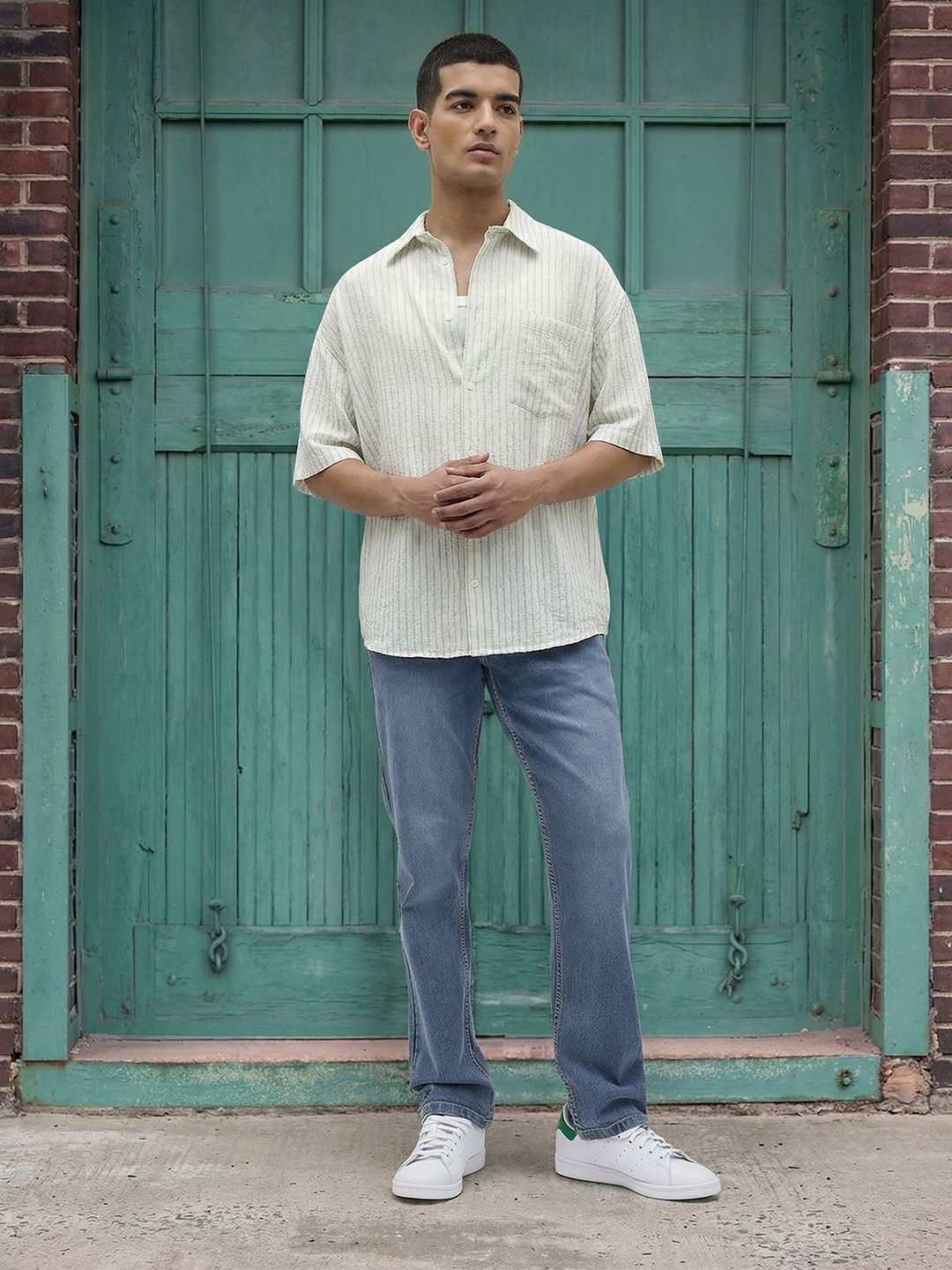 The Roadster Life Co. Men Slim Fit Jeans