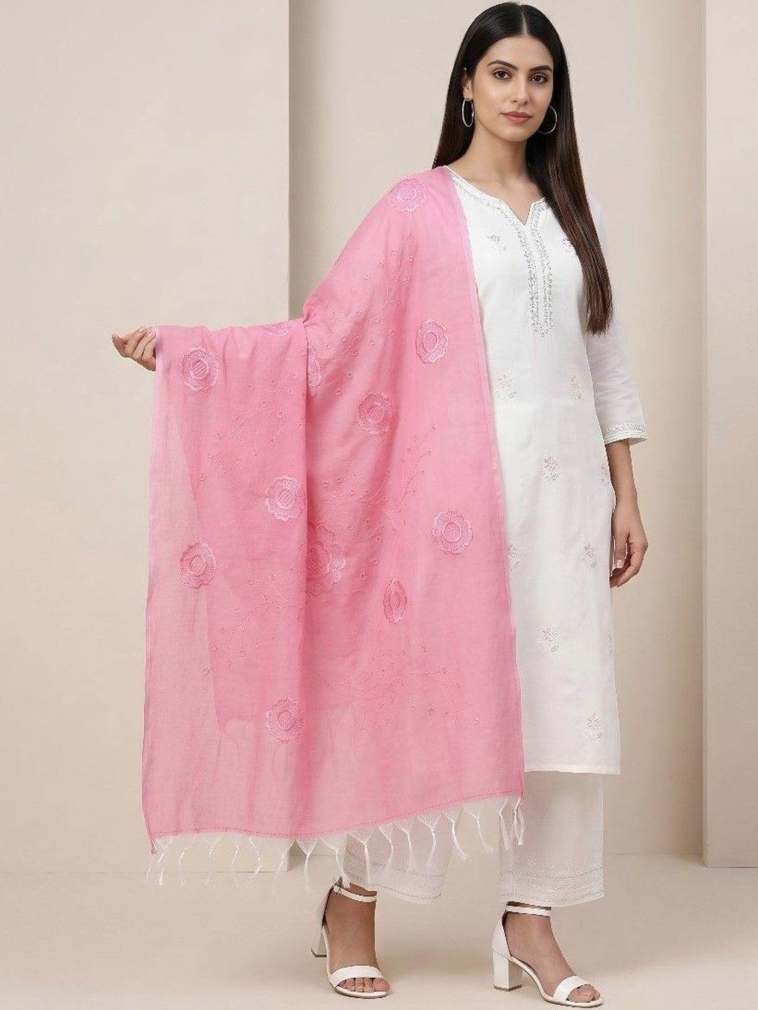 MUFFLY Embroidered Dupatta with Thread Work