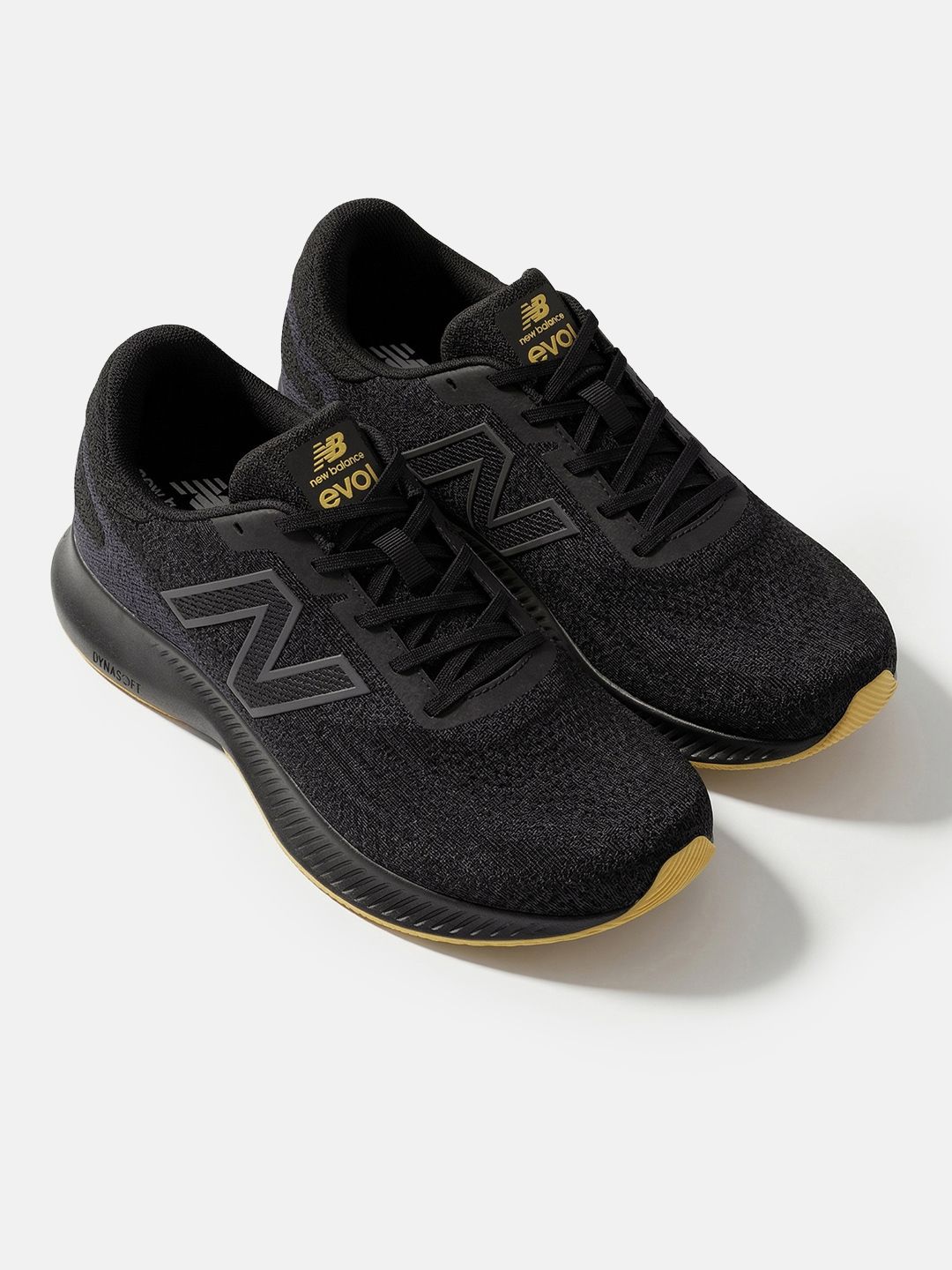 New Balance Men EVOI Running Shoes