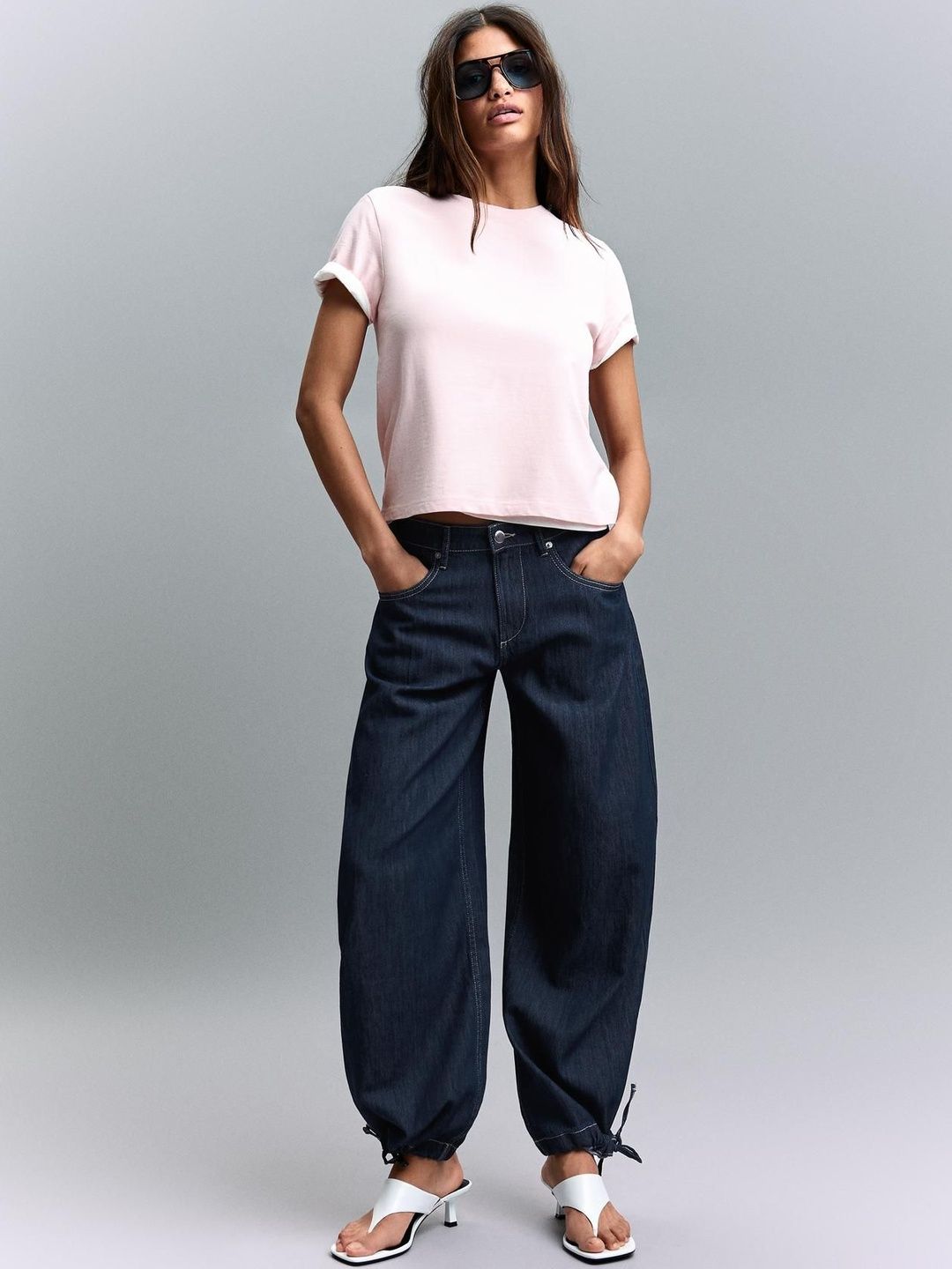 Low-rise Wide-leg Balloon Jeans