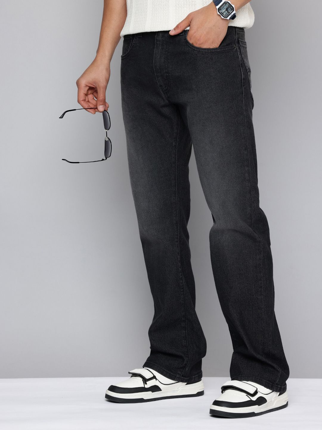 Levis Levis Men 517 Bootcut Mid-Rise Light Fade Stretchable Jeans