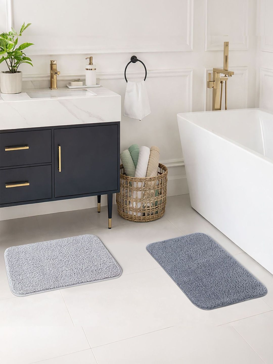 OBSESSIONS Pack Of 2 Grey and Sliver-Colored Bath Rugs