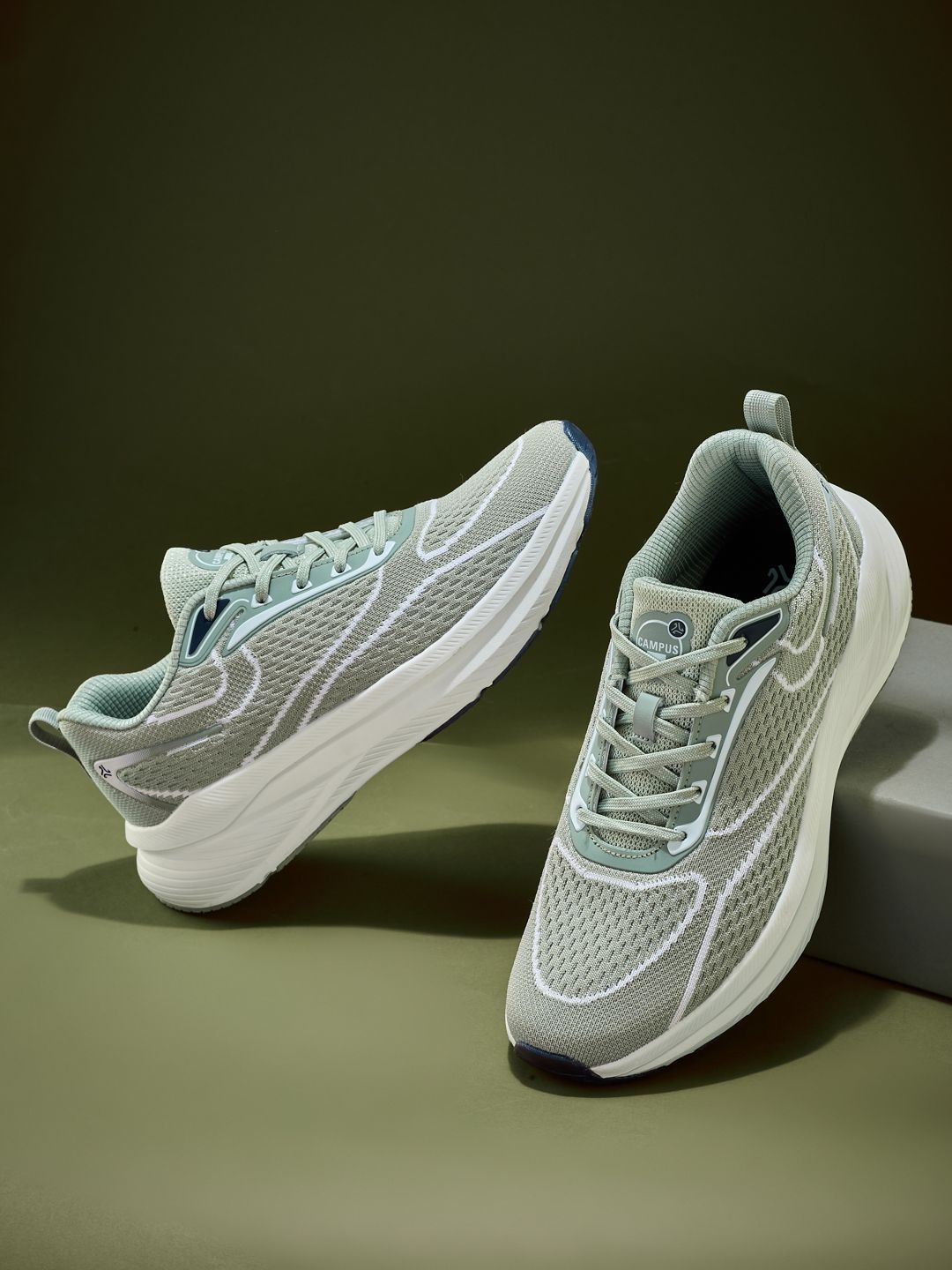 Campus KRIVO Men Mesh Running Non-Marking Shoes