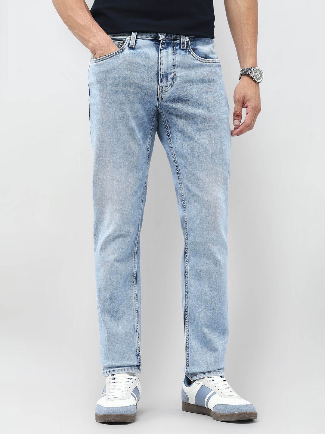 U.S. Polo Assn. Denim Co. Men Tapered Fit Mid-Rise Light Fade Stretchable Jeans