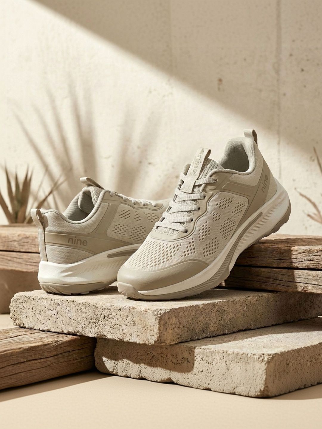 Nine Men Mesh Walking Non-Marking Shoes