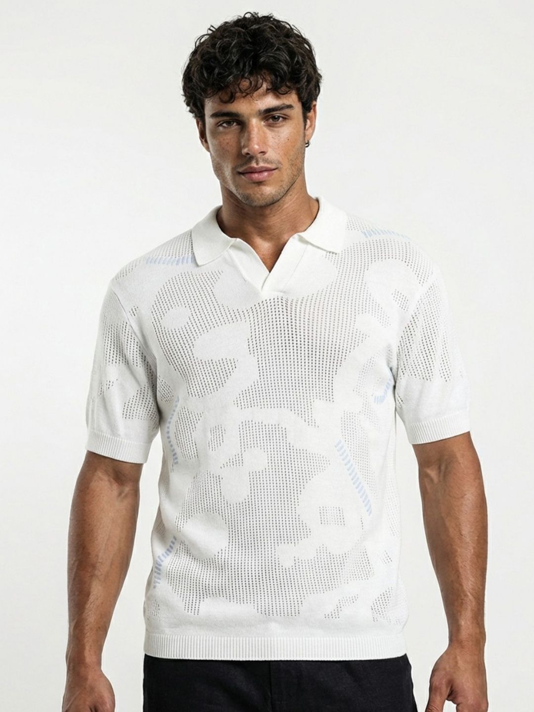 glitchez Self Design Polo Collar Fine Knit T-shirt