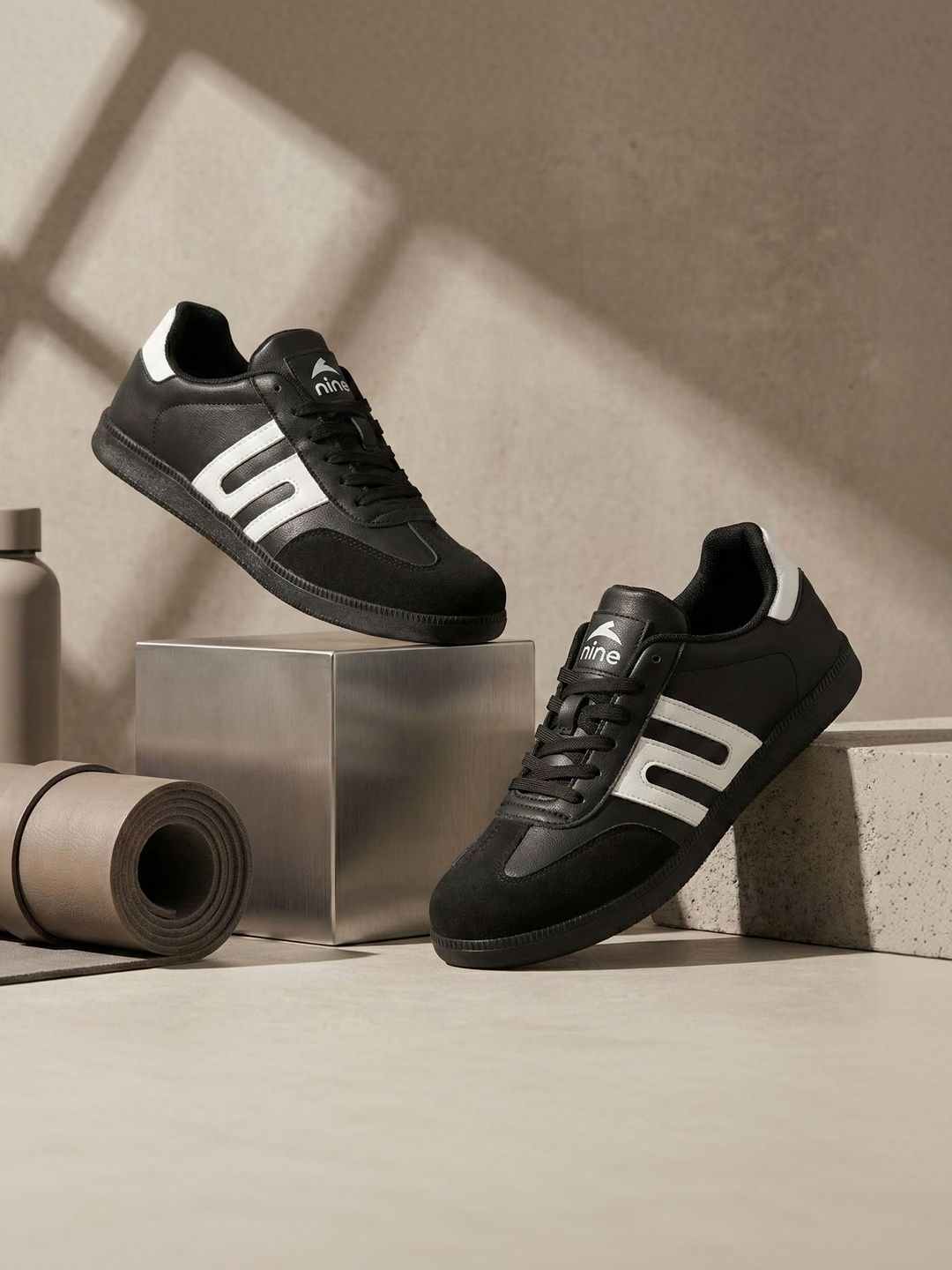 Nine Men Mesh Walking Non-Marking Shoes