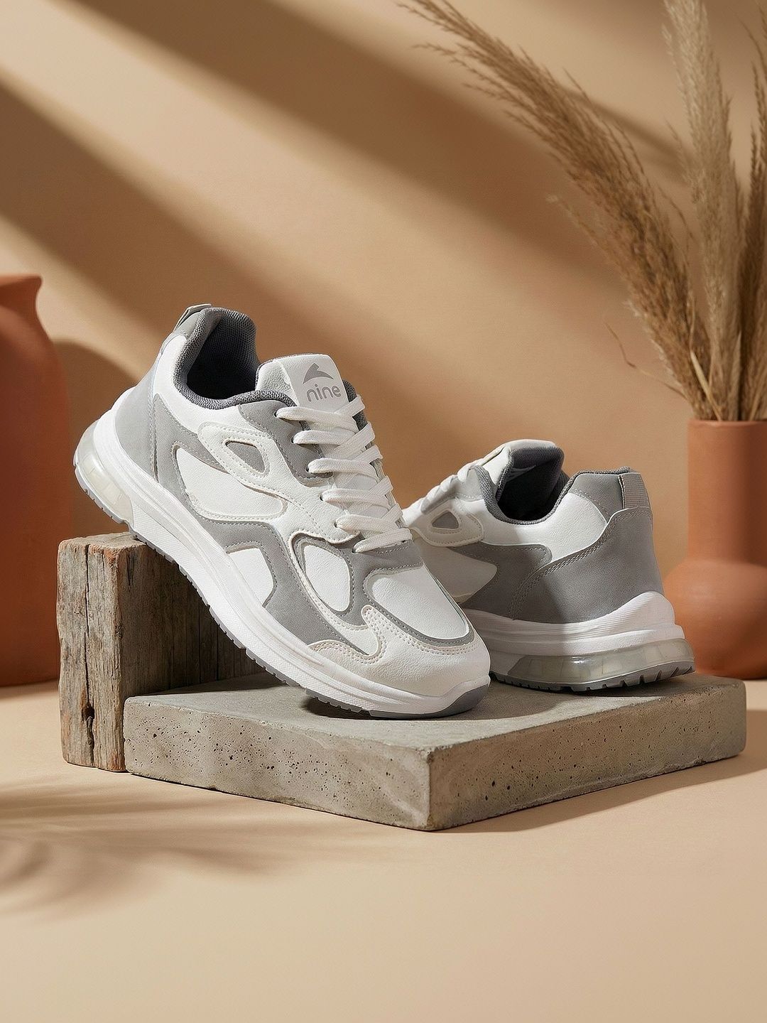 Nine Men Mesh Walking Non-Marking Shoes