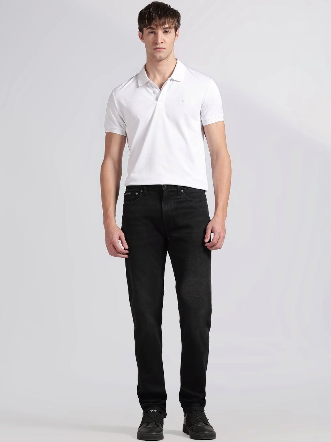 Calvin Klein Jeans Calvin Klein Jeans Men Slim Fit Mid-Rise Light Fade Jeans