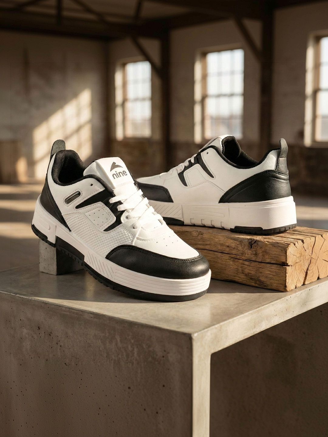 Nine Men Mesh Walking Non-Marking Shoes