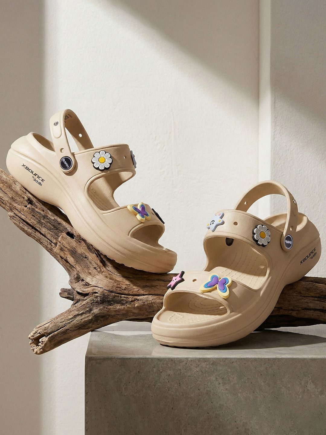 Action Plus Women Embellished Clogs
