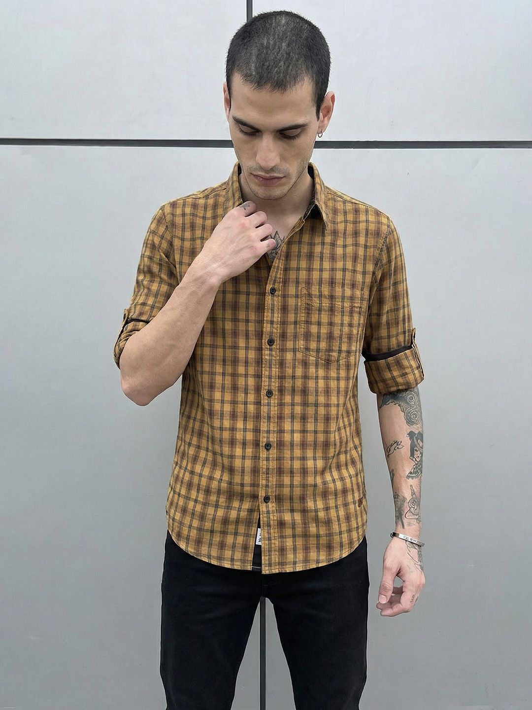 Roadster Men Camel Brown Checked Casual Shirt