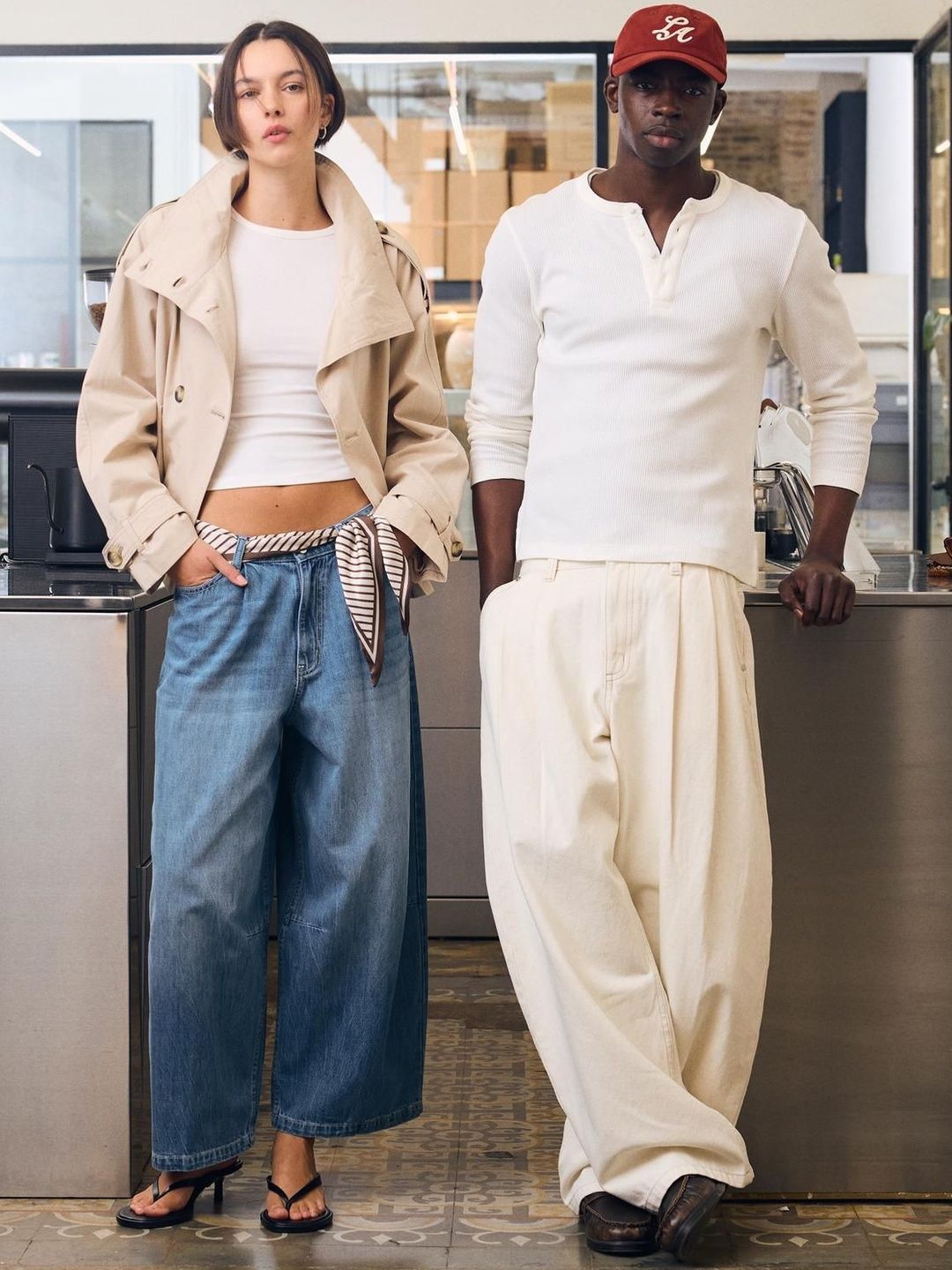 Regular Fit Mid-Rise Barrel Cotton Jeans