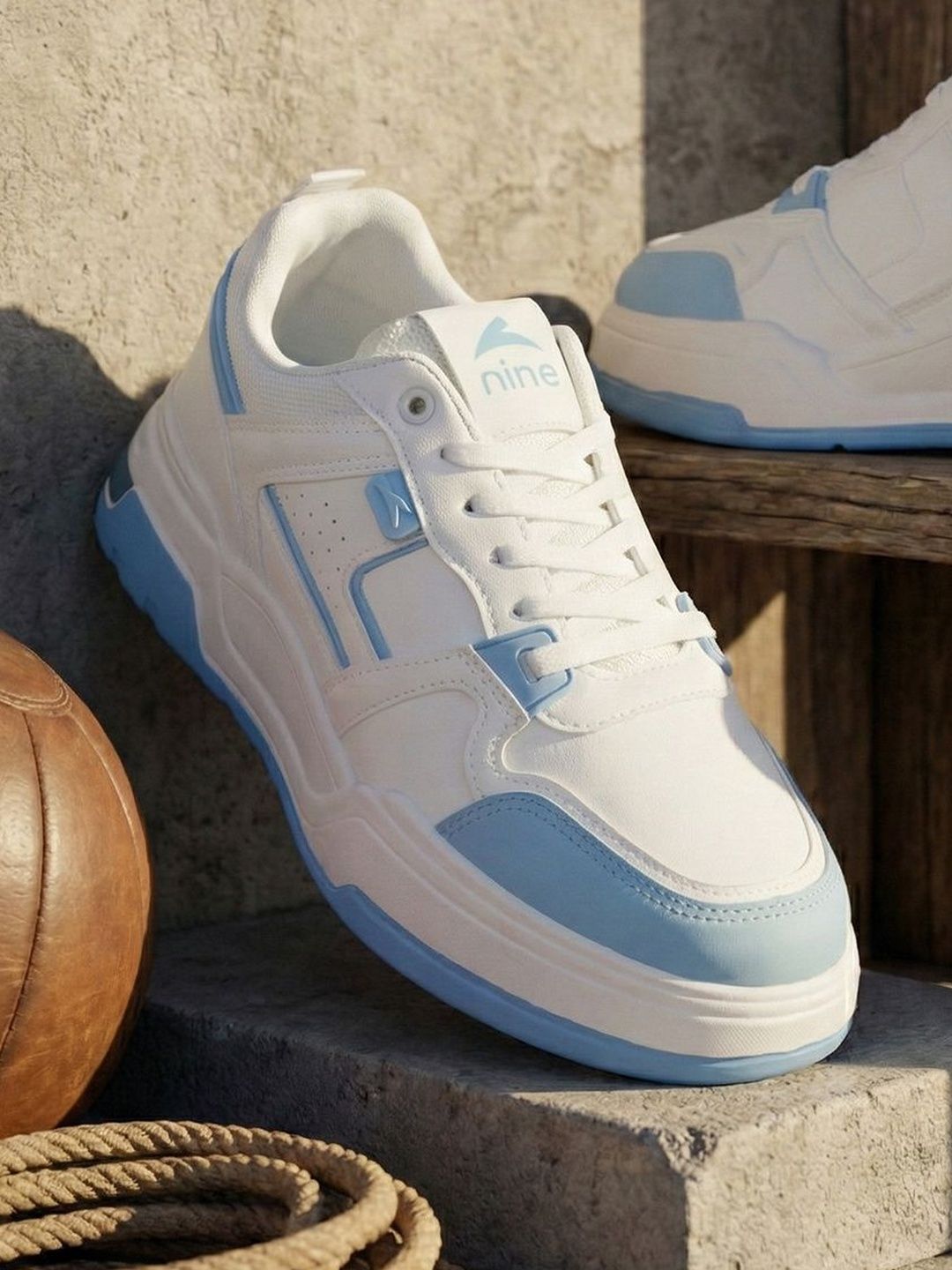 Nine Men Mesh Walking Non-Marking Shoes