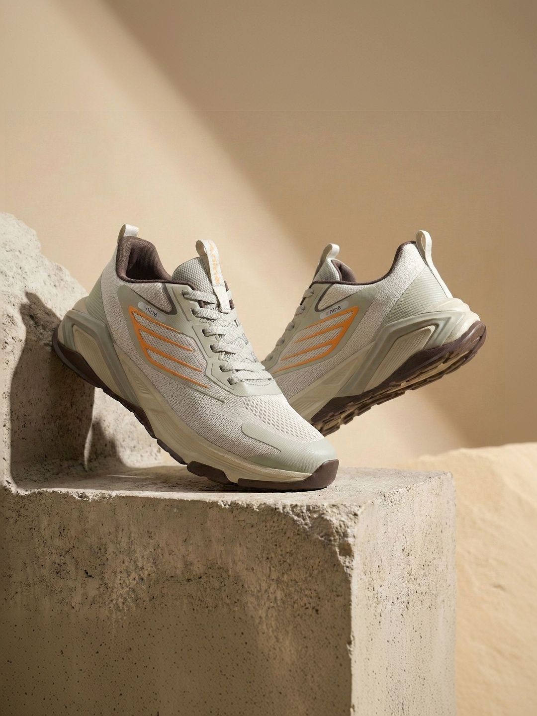 Nine Men Mesh Walking Non-Marking Shoes