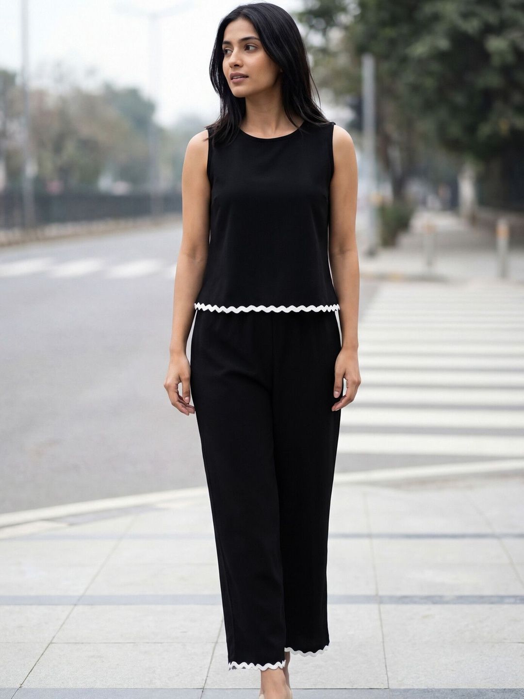 Selvia Round Neck Top with Trousers