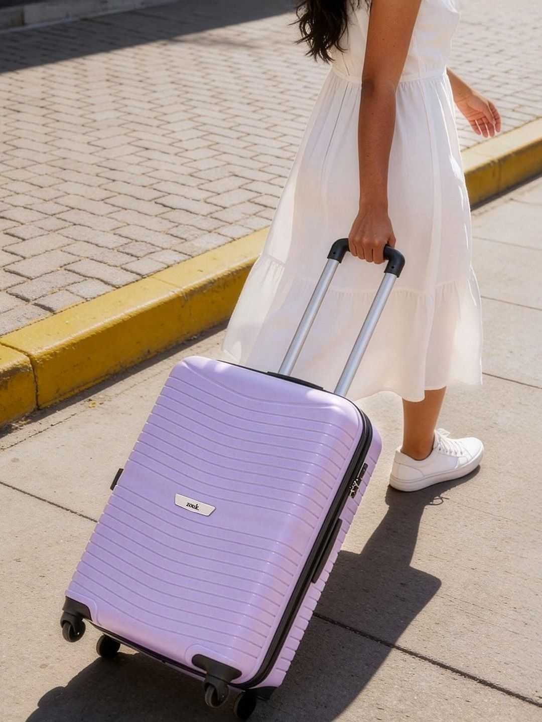 Zoya Textured Trolley Bags ZOUK Zoya Textured Medium Hard-Sided Trolley Bags