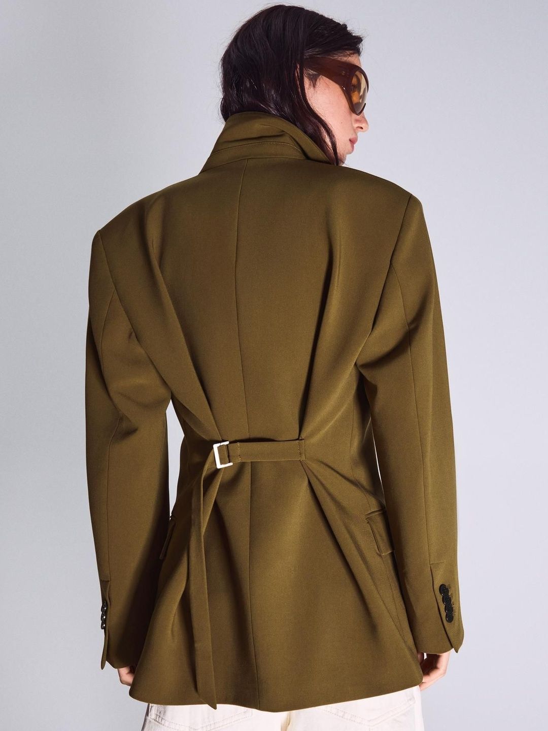 Notched Lapel Blazer With Back Buckle
