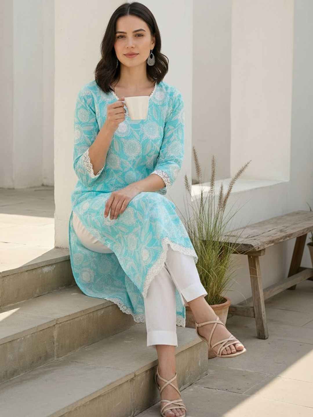 Indo Era Women Floral Printed Floral Kurta