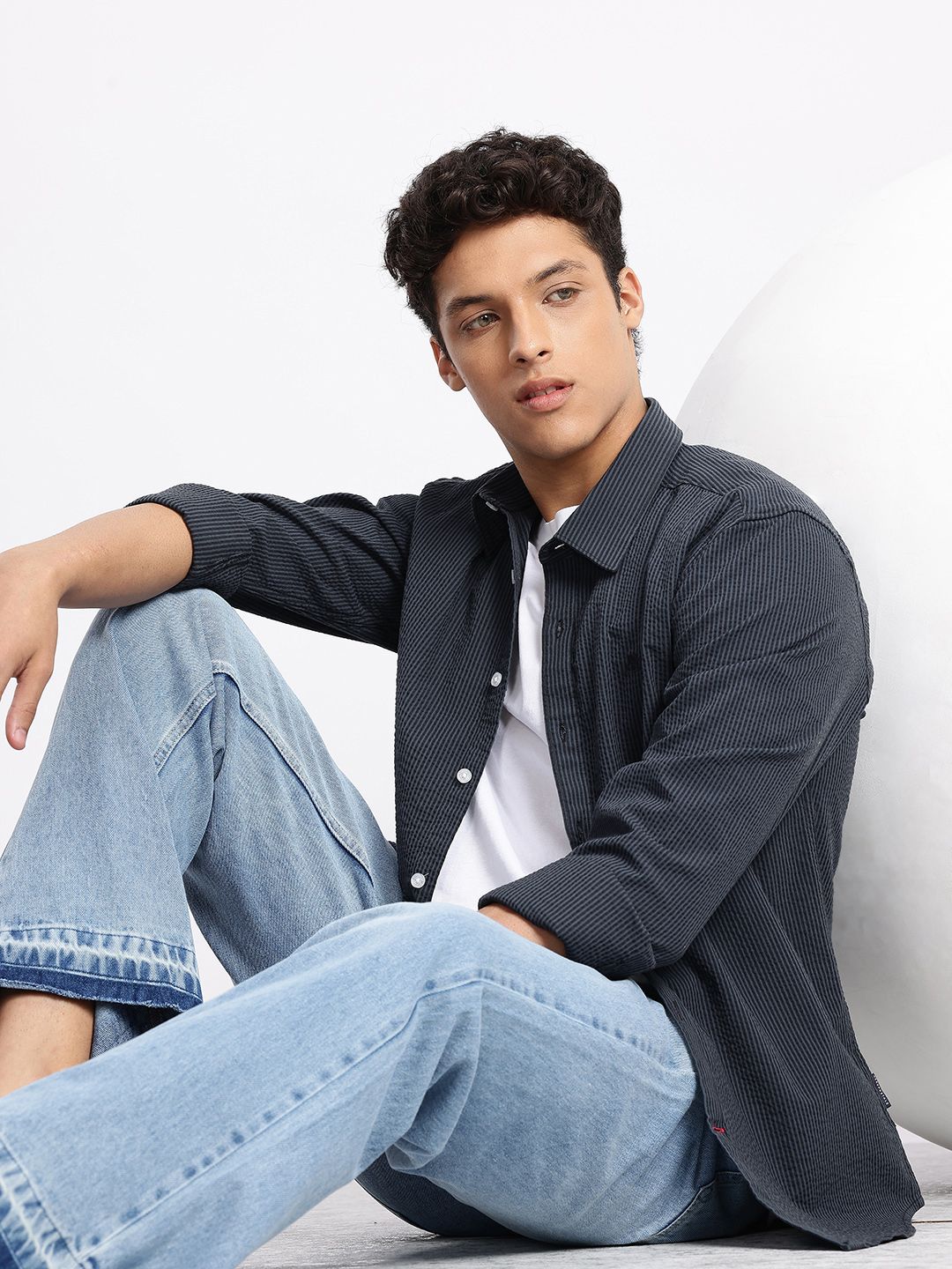 Aeropostale Seersucker Striped Casual Shirt