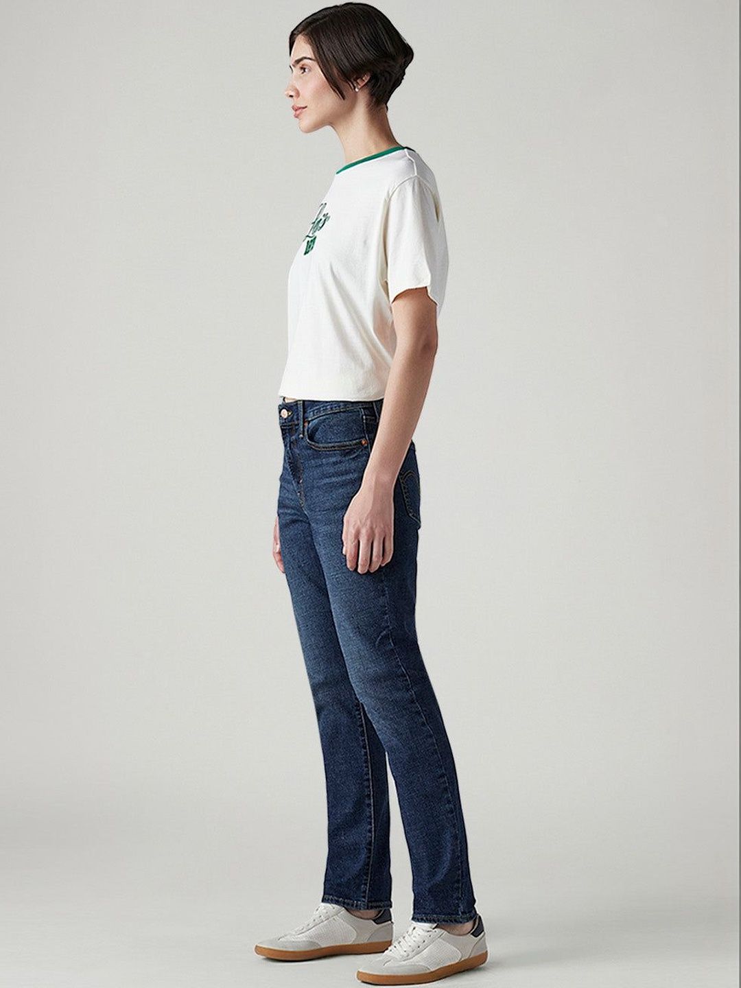 Classic Slim Fit Mid-Rise Light Fade Stretchable Jeans